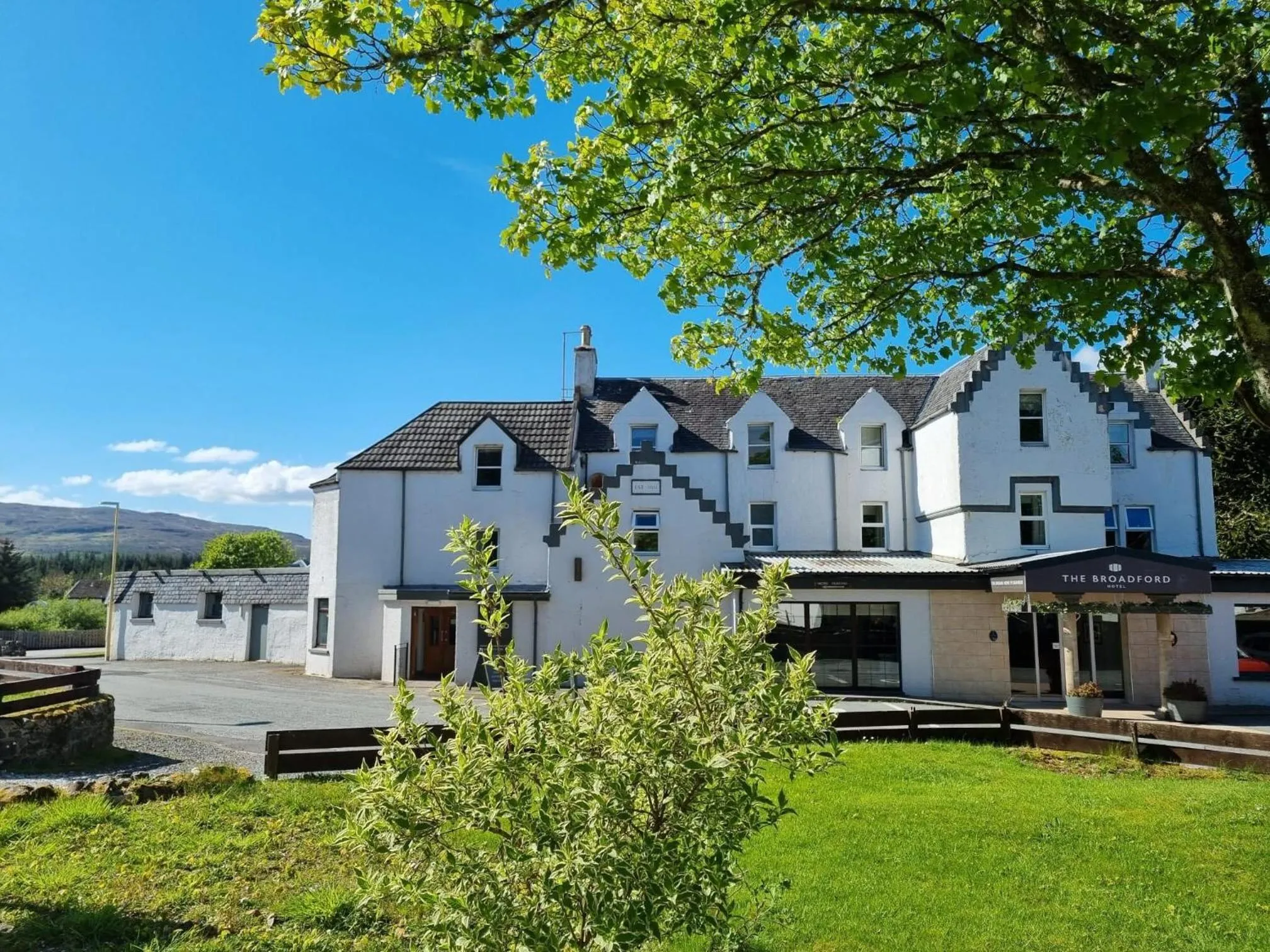 Property building in Broadford Hotel