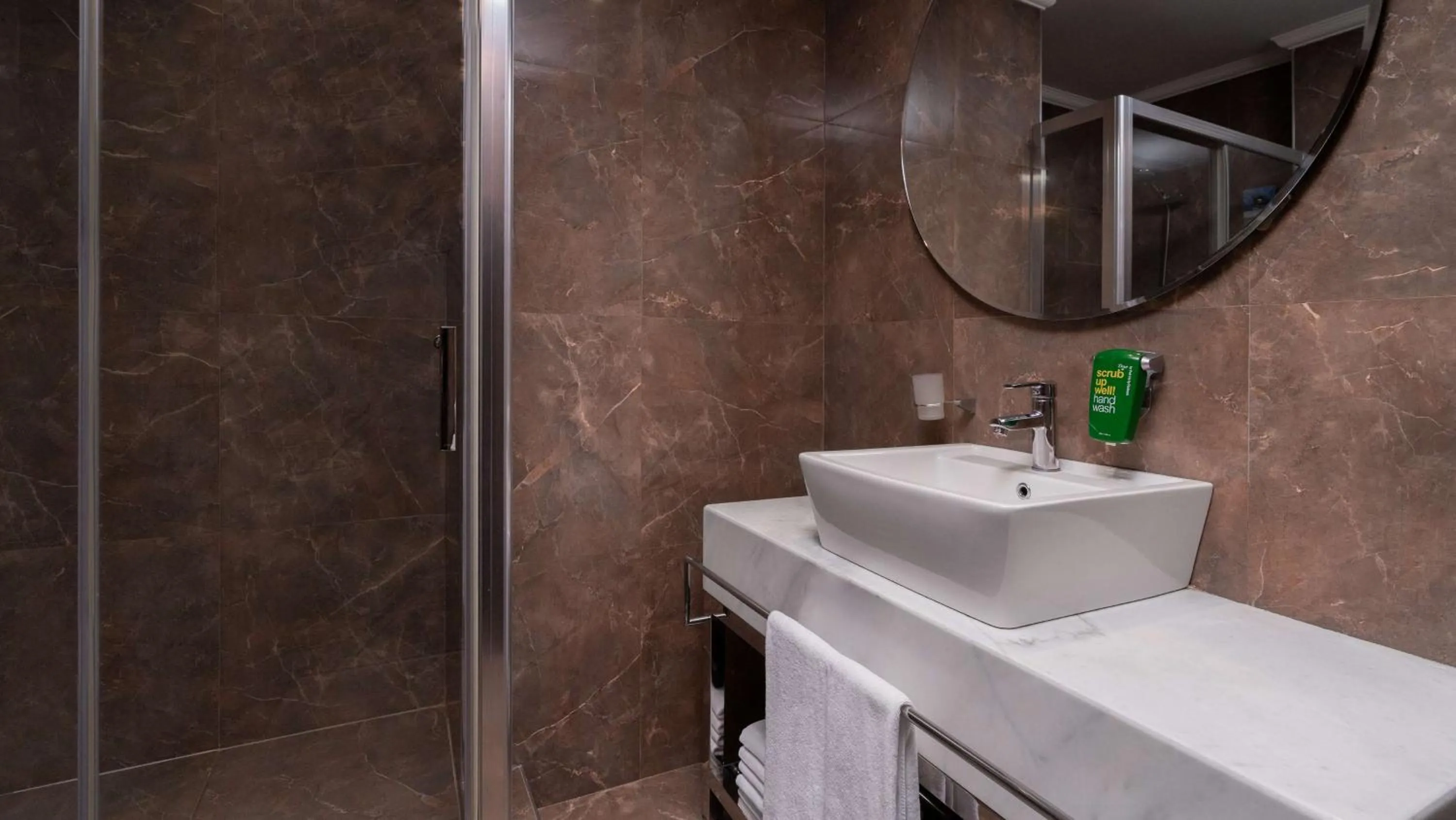 Bathroom in Park Inn by Radisson Istanbul Asia Kavacik