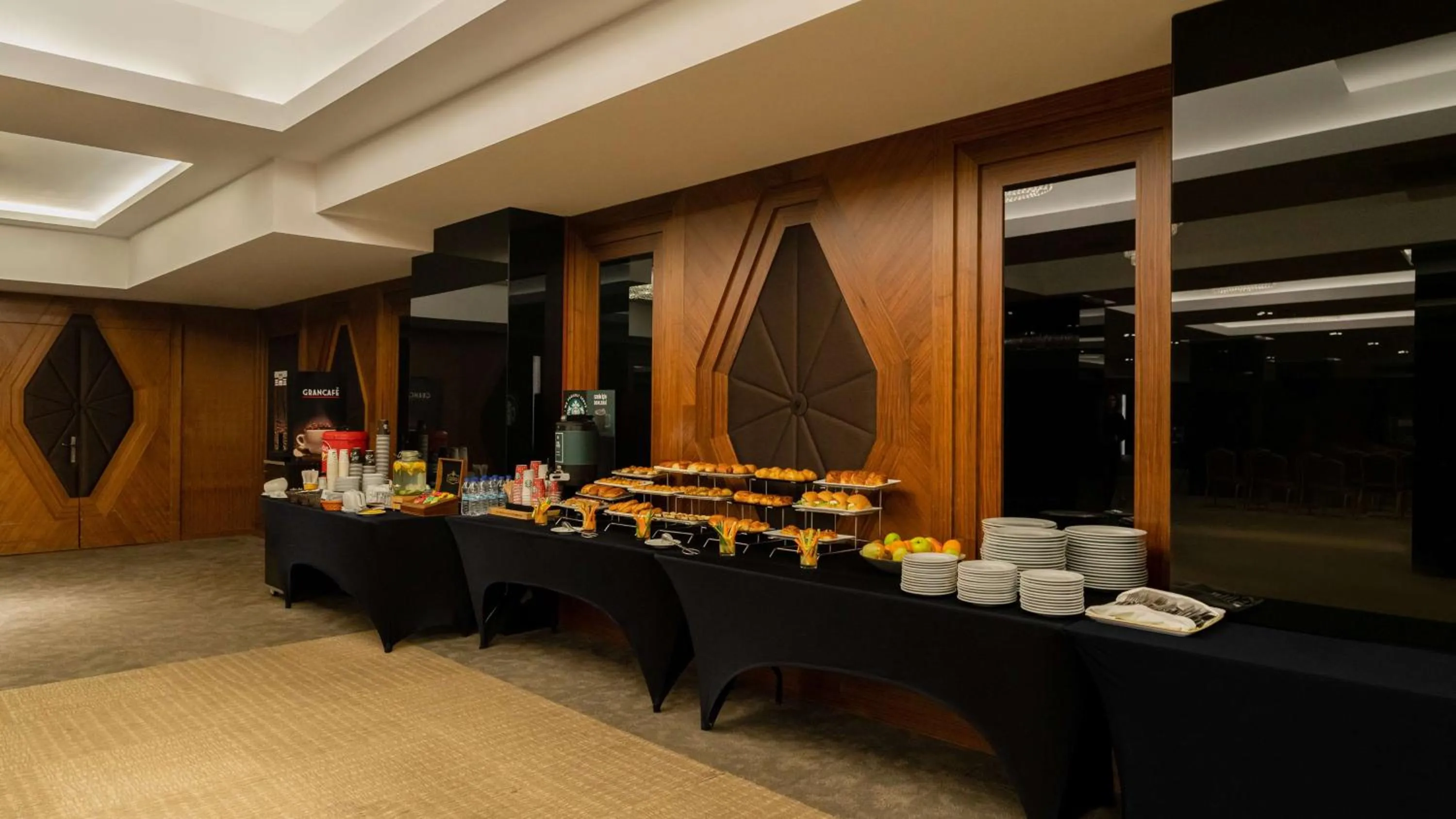 Meeting/conference room in Park Inn by Radisson Istanbul Asia Kavacik