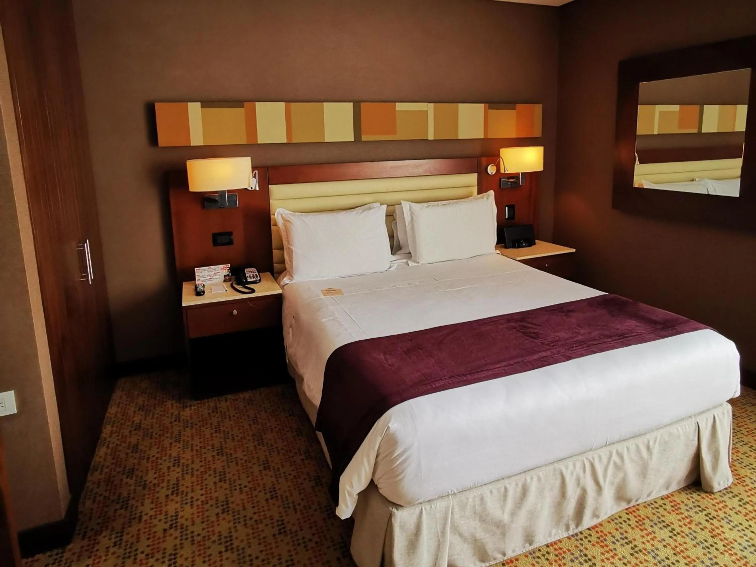 Bedroom, Bed in Mercure Bogota Calle 100