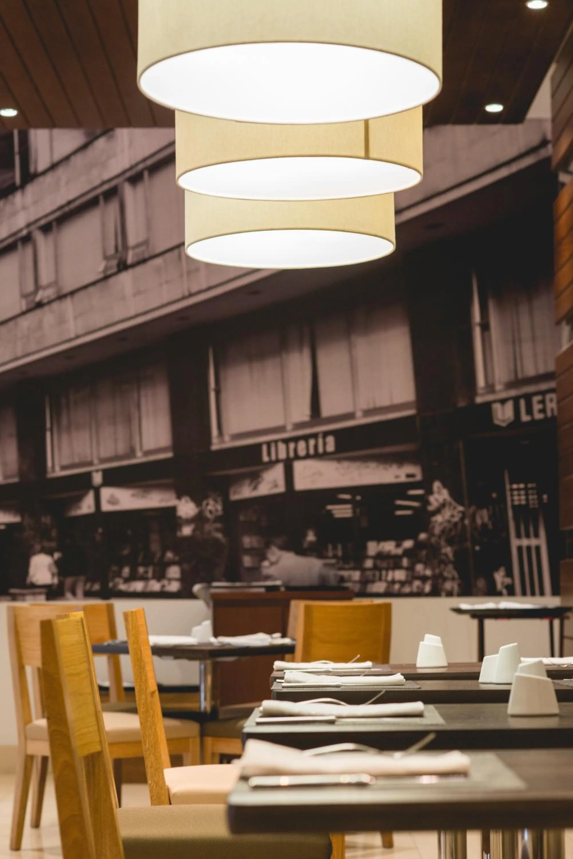 Restaurant/places to eat in Mercure Bogota Calle 100