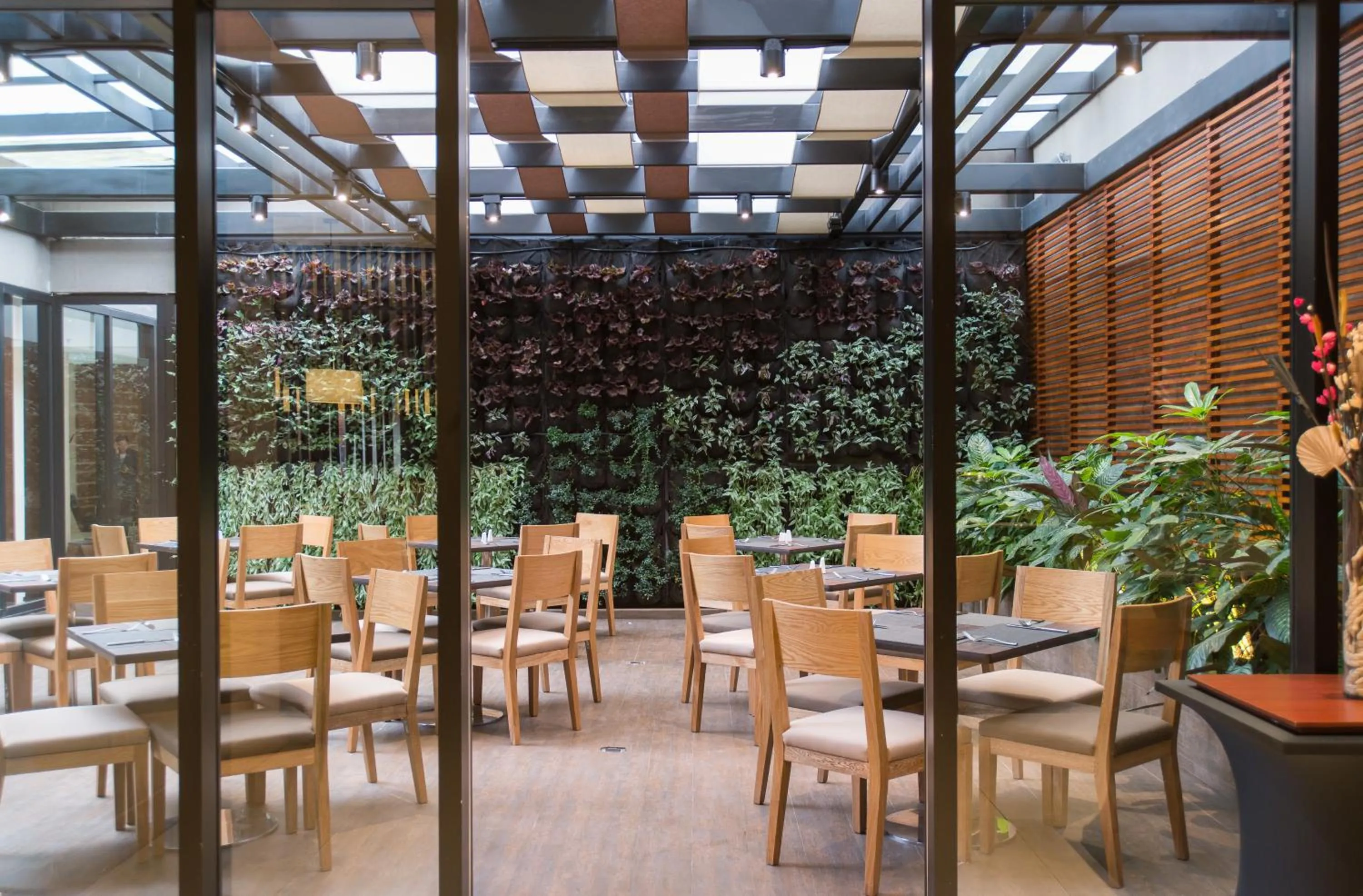 Patio in Mercure Bogota Calle 100