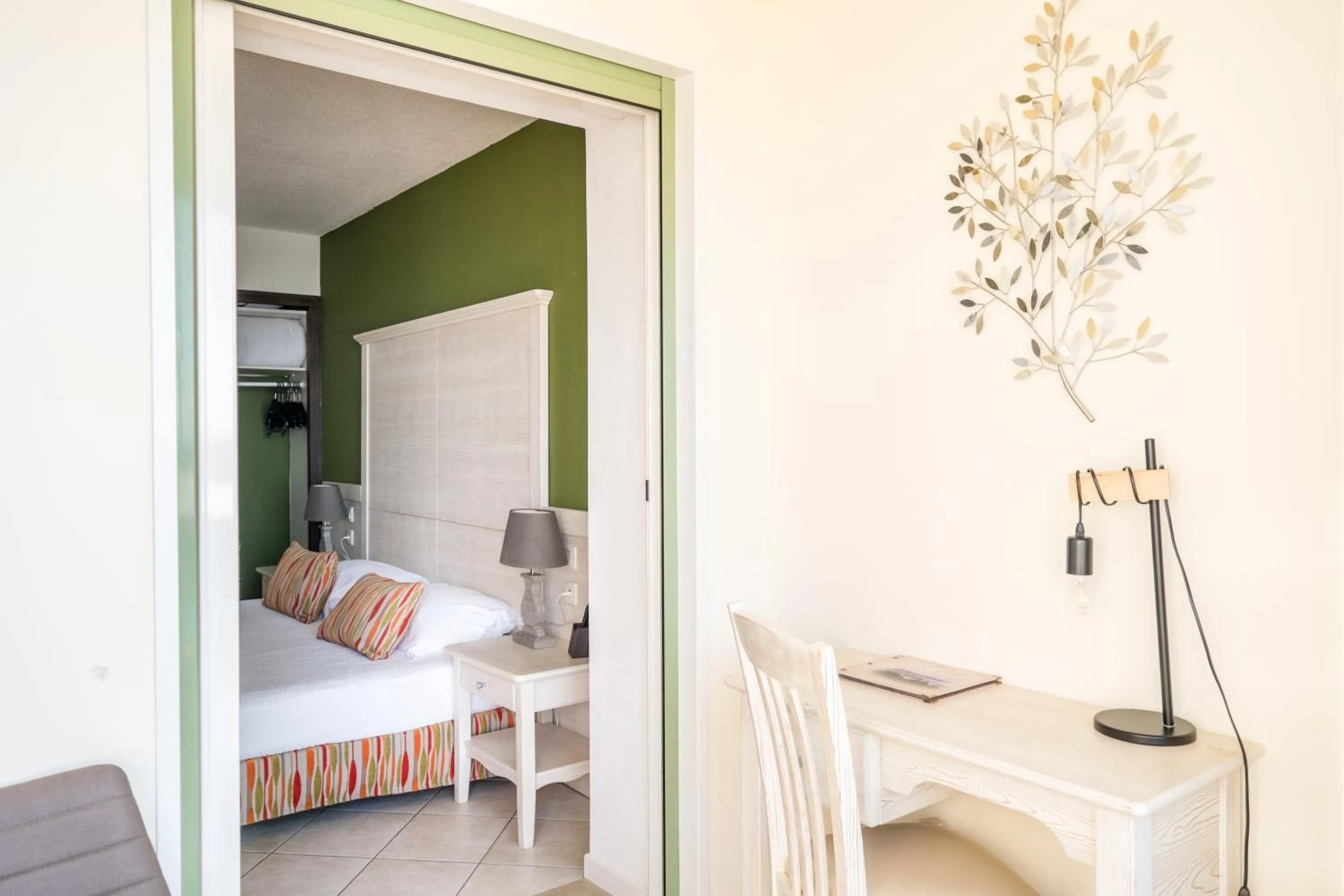 Bed in Hôtel Funtana Marina