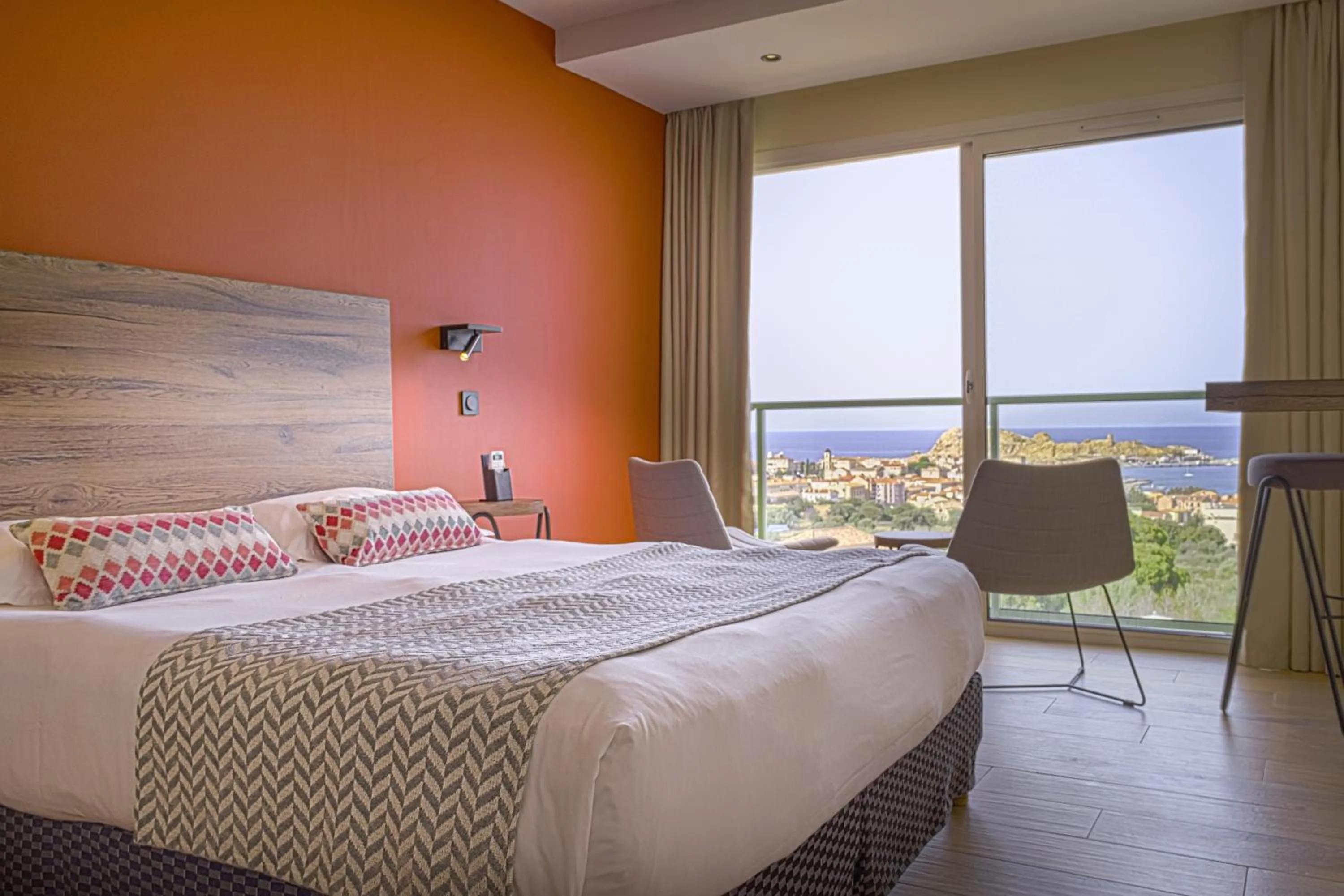 Bed in Hôtel Funtana Marina