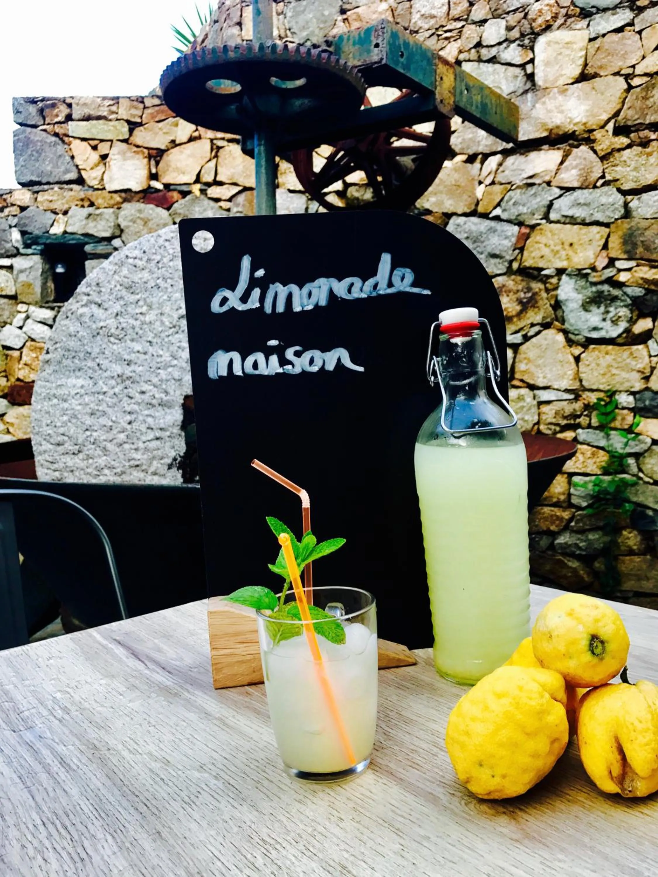 Food and drinks in Hôtel Casa Rossa & Spa