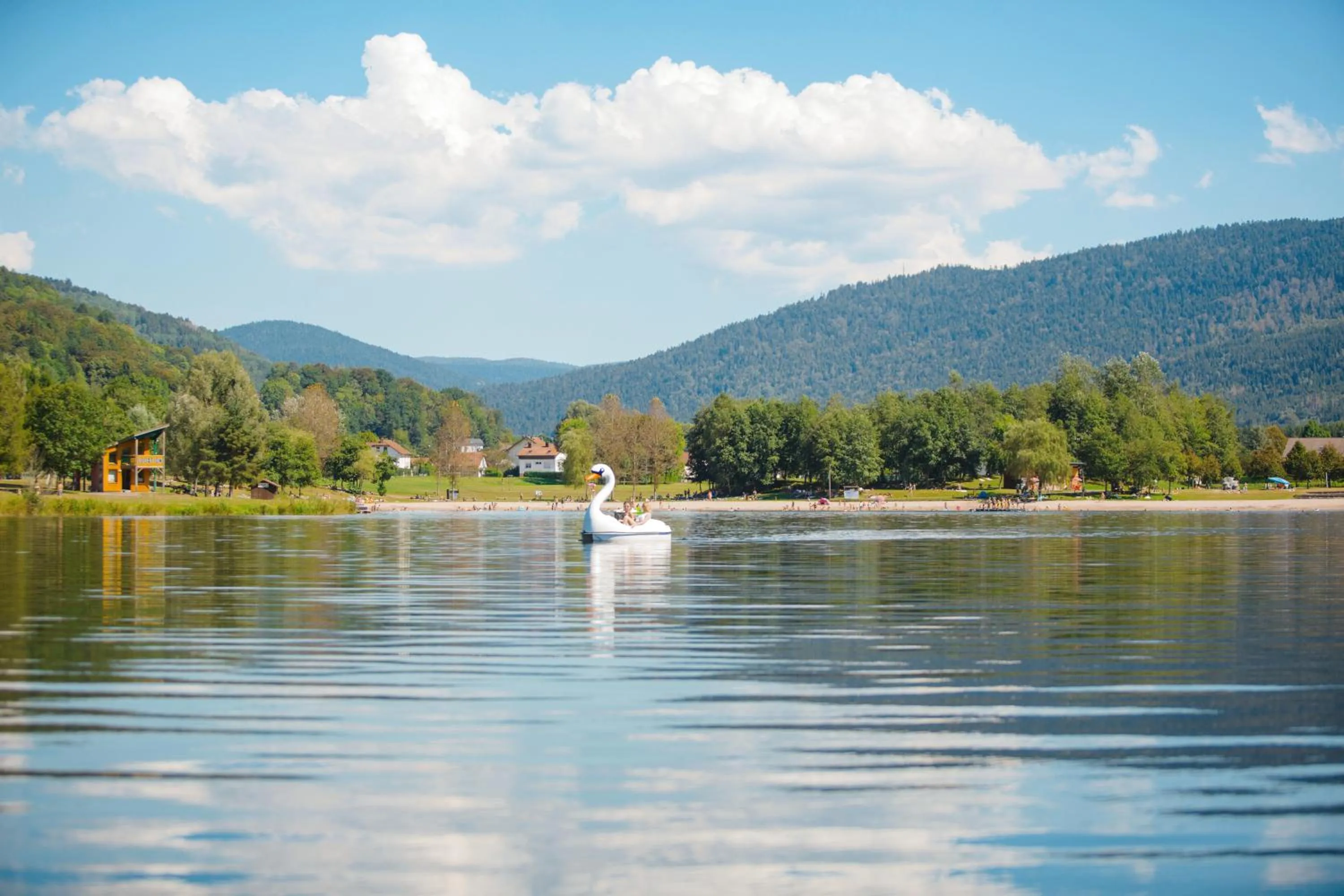 Lake view in Camping Base de Loisirs du Lac de la Moselotte