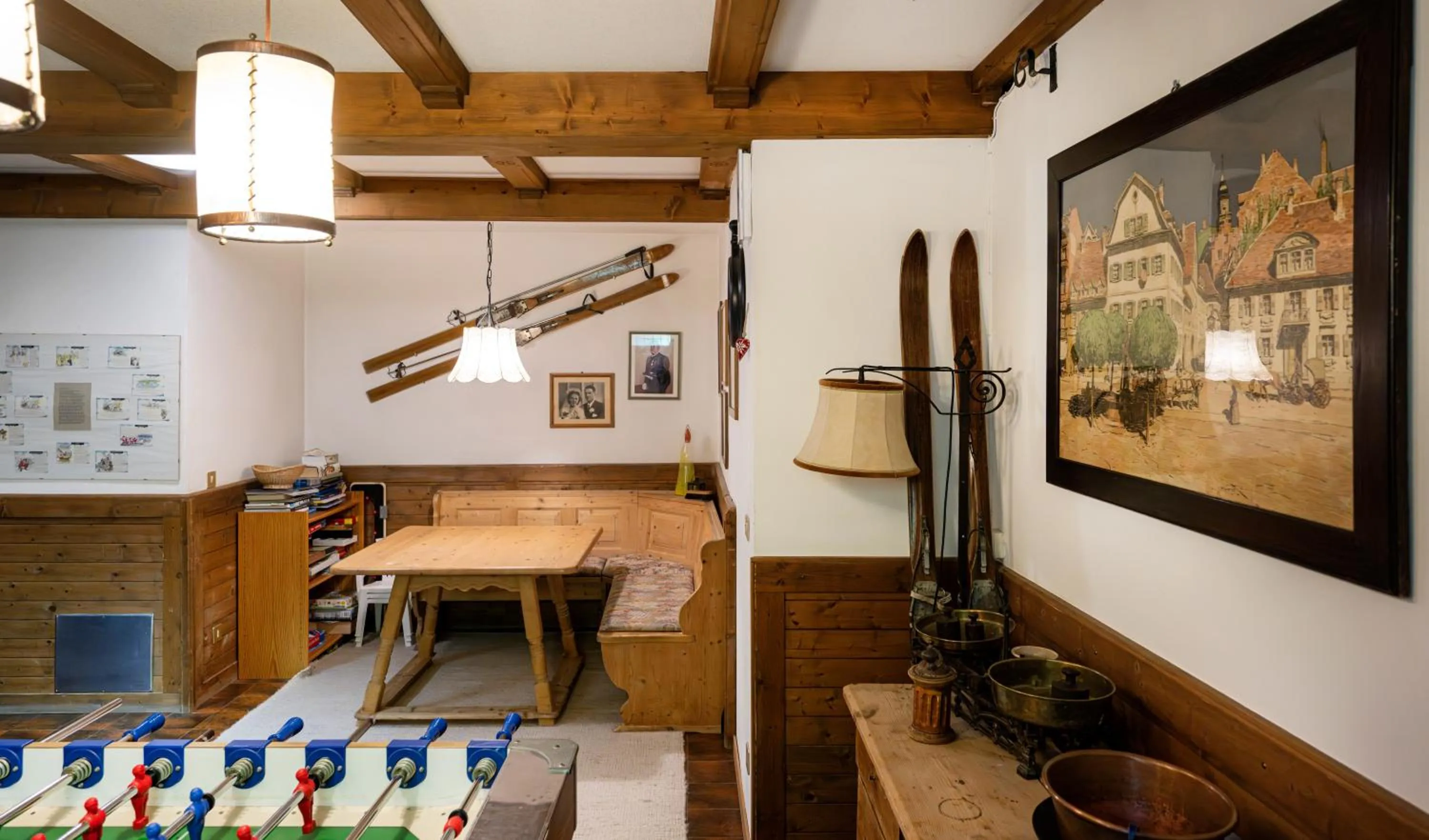 Game Room in Residence Chris Appart