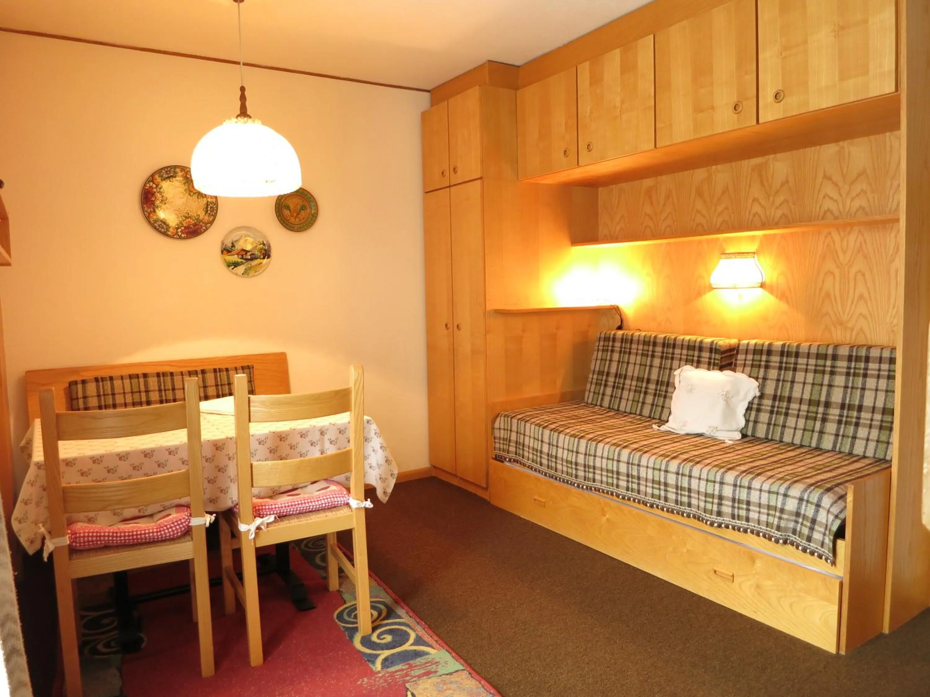 Decorative detail, Bed in Residence Chris Appart