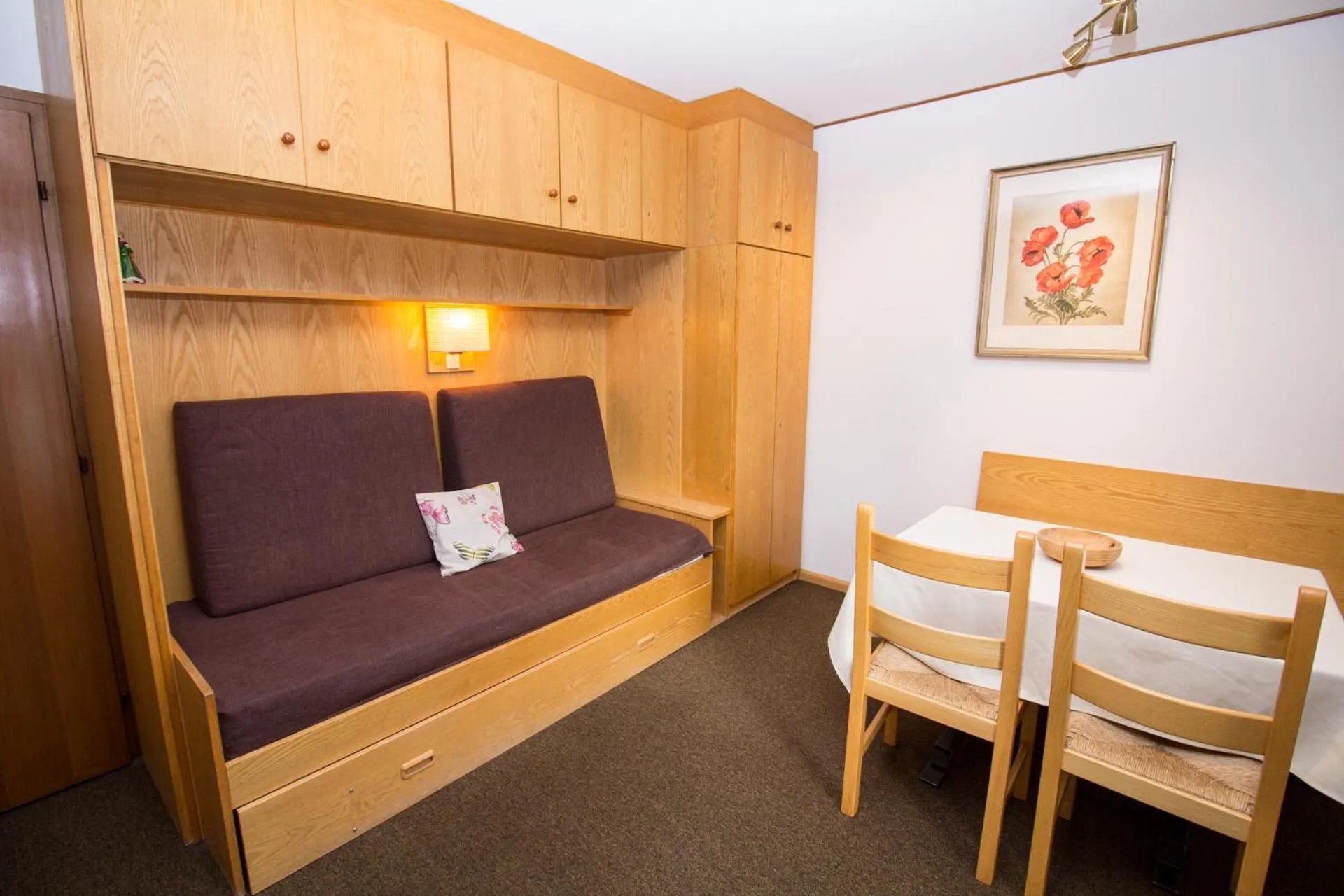 Dining area in Residence Chris Appart