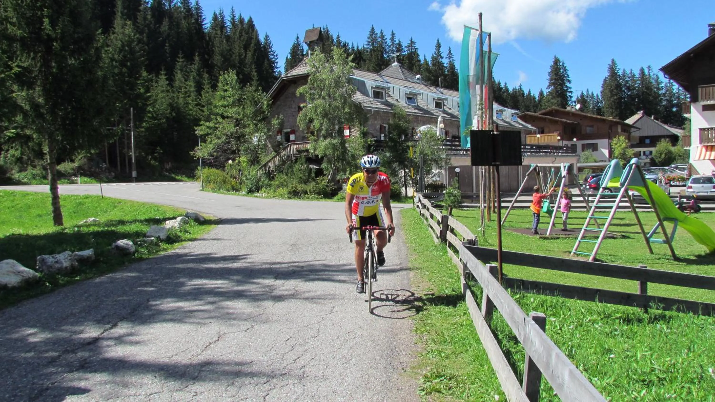 Children play ground in Residence Chris Appart