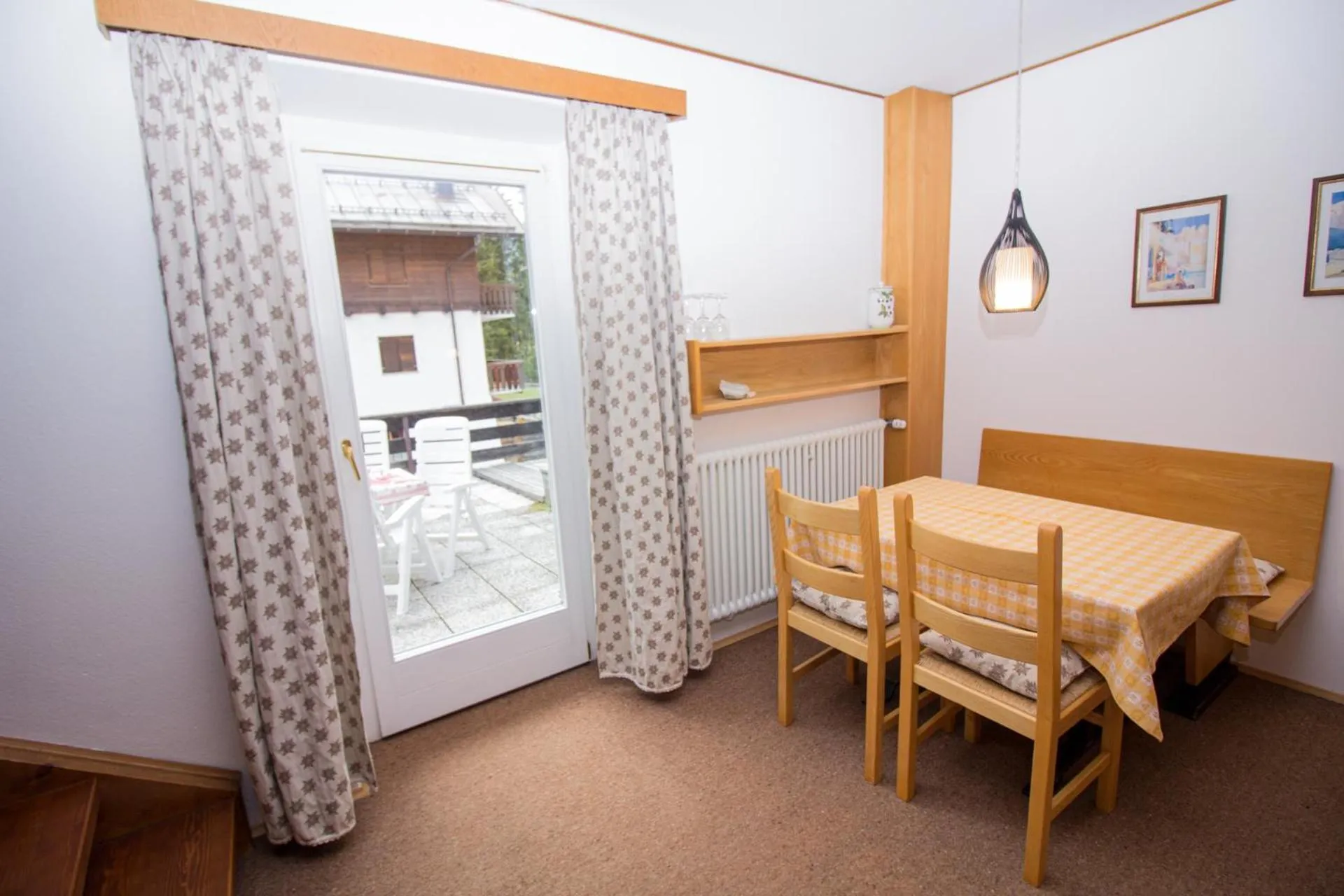 Dining area in Residence Chris Appart