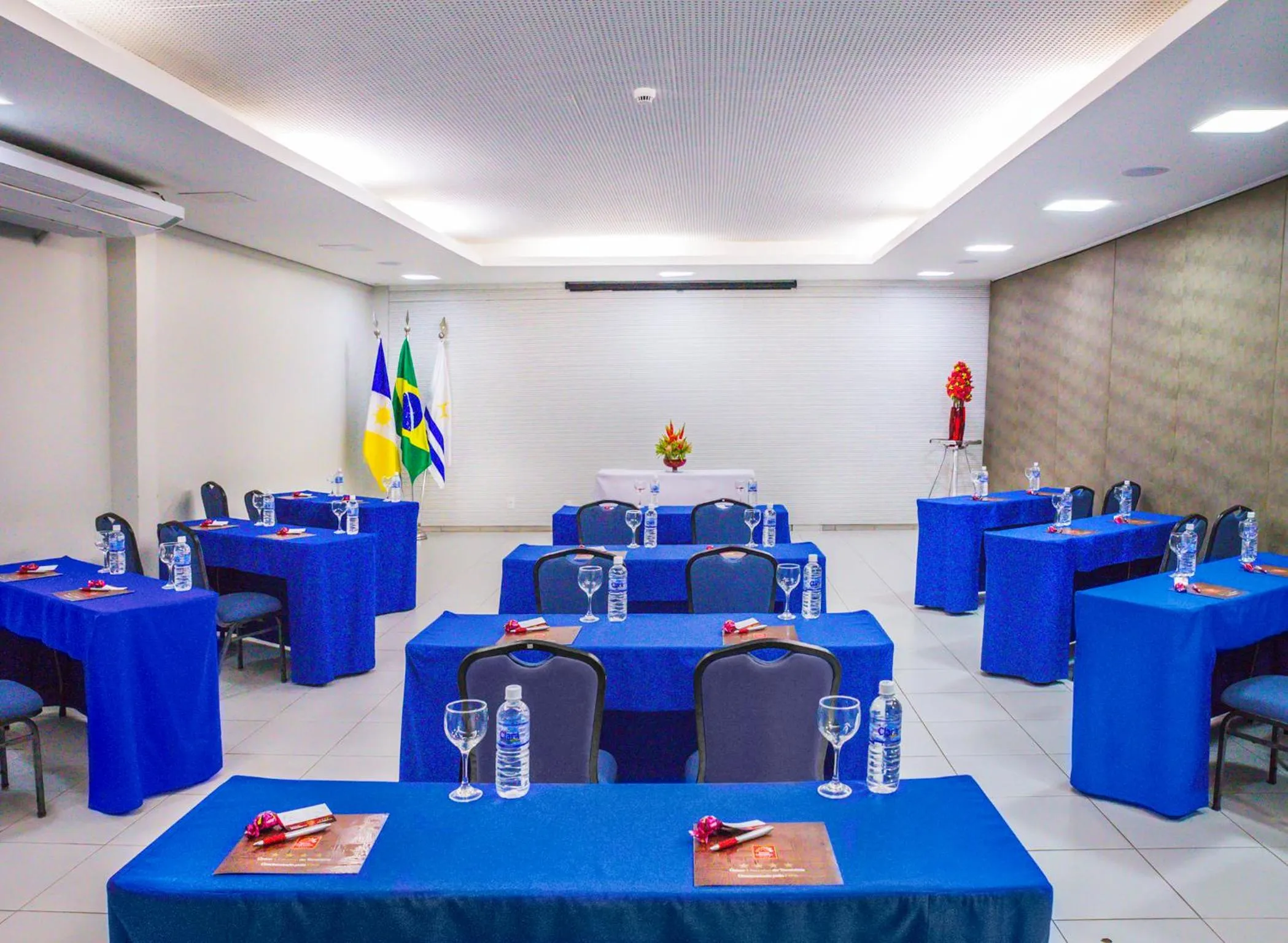 Business facilities in Hotel Girassol Plaza