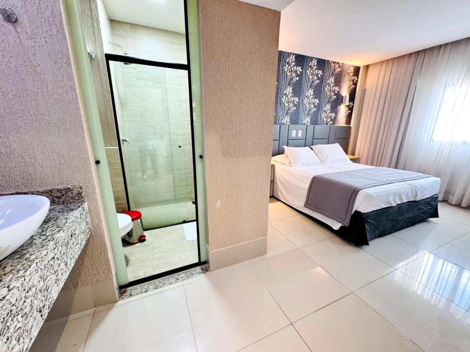 Bedroom, Bed in Hotel Girassol Plaza