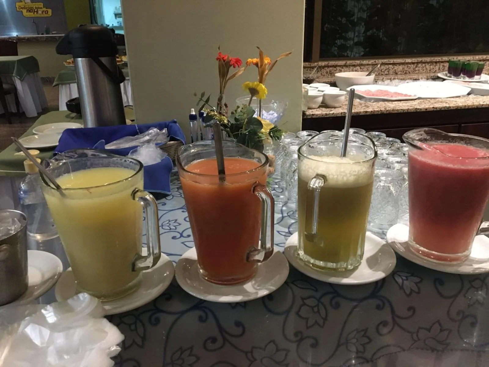 Breakfast in Pousada dos Girassóis