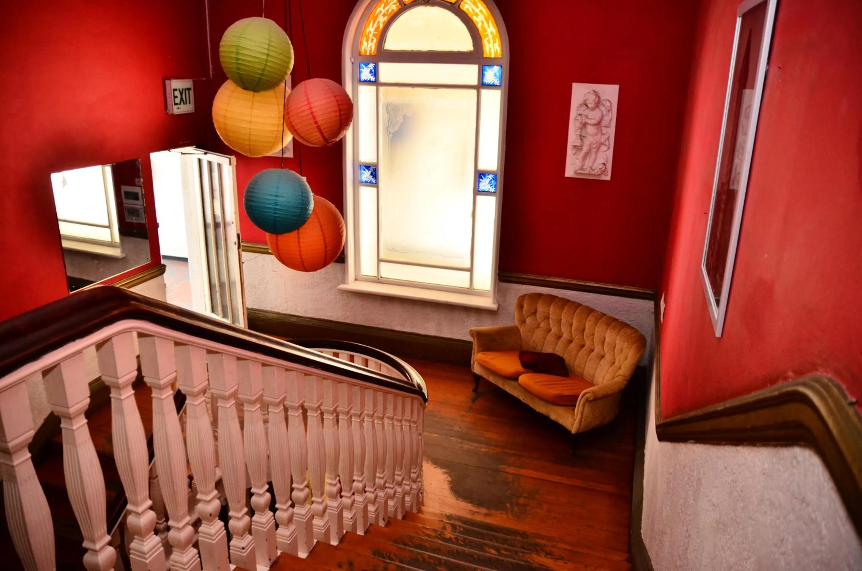 Lobby or reception in Big Blue Backpackers