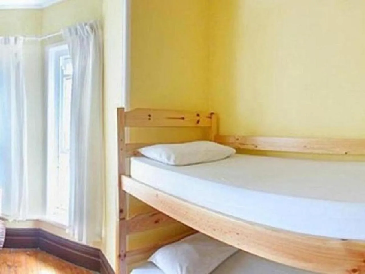 bunk bed, Bed in Big Blue Backpackers