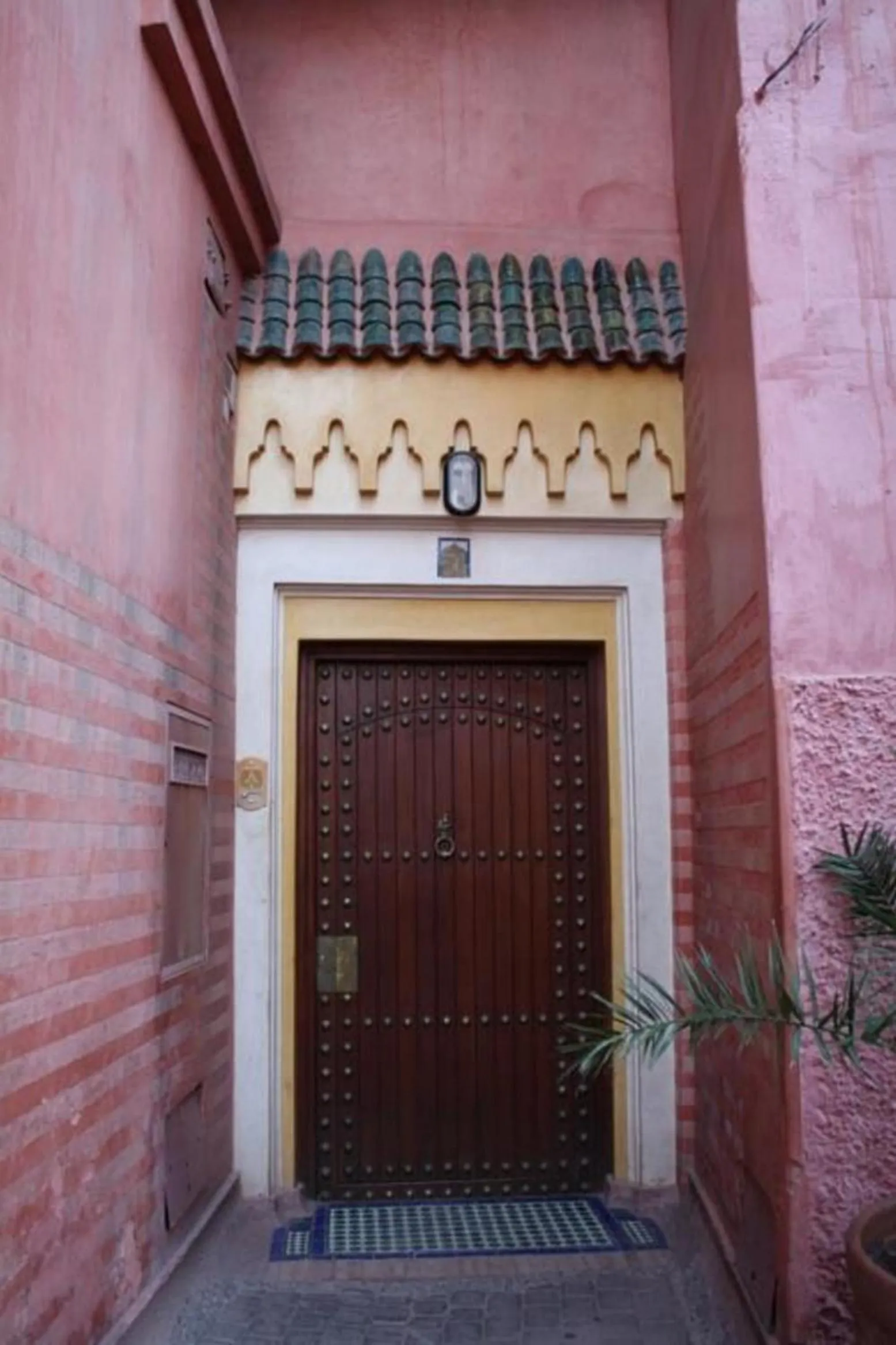Facade/entrance in Riyad Al Moussika
