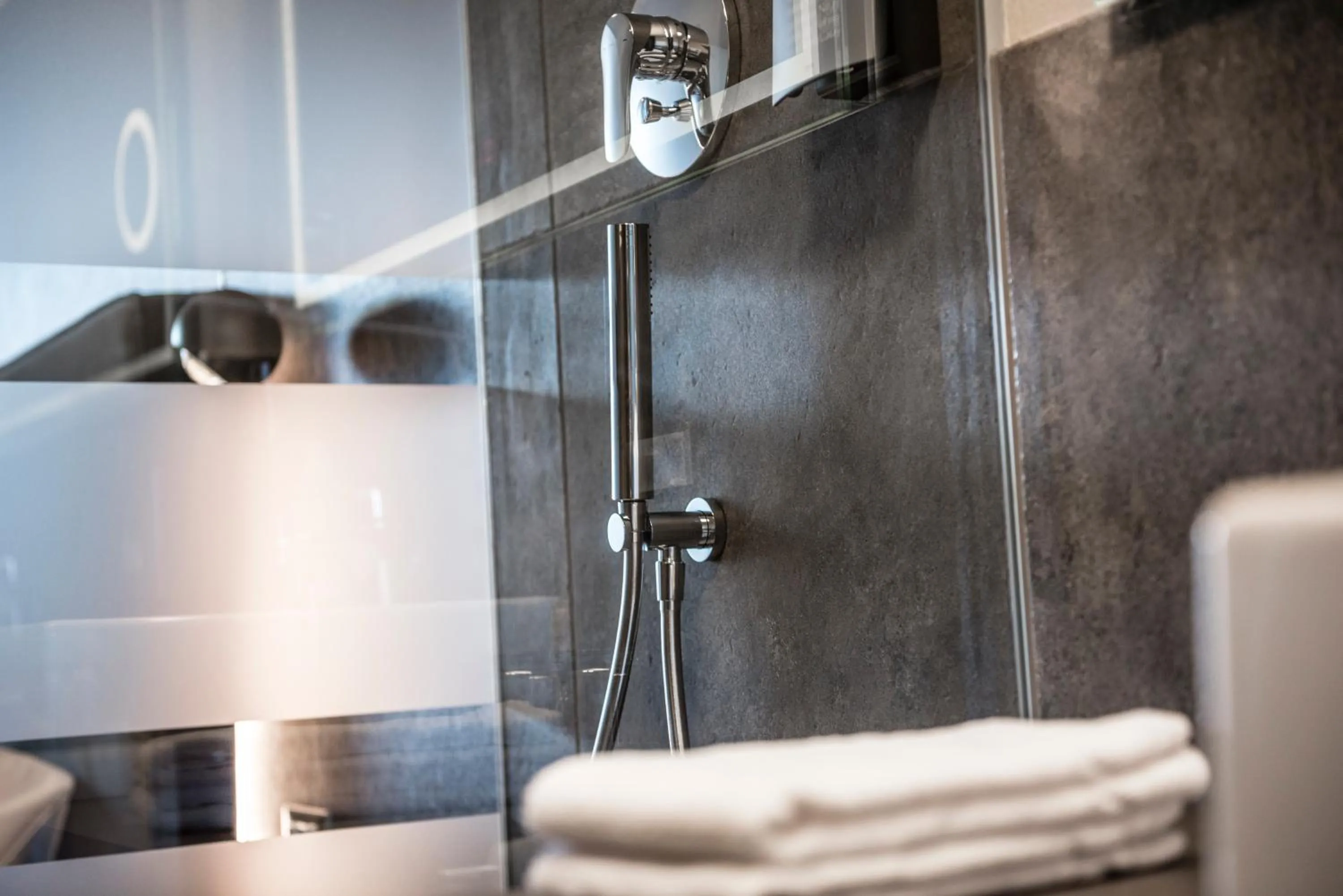 Shower in Hotel - Appartements Schmied Hans