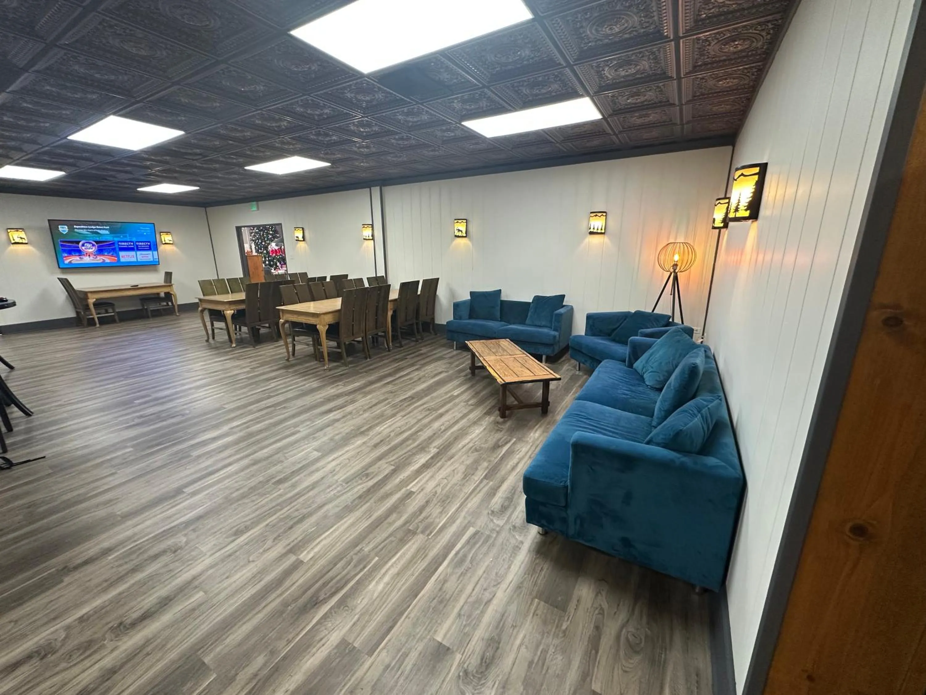 Business facilities in Expedition Lodge Estes Park at Rocky Mtn National Park