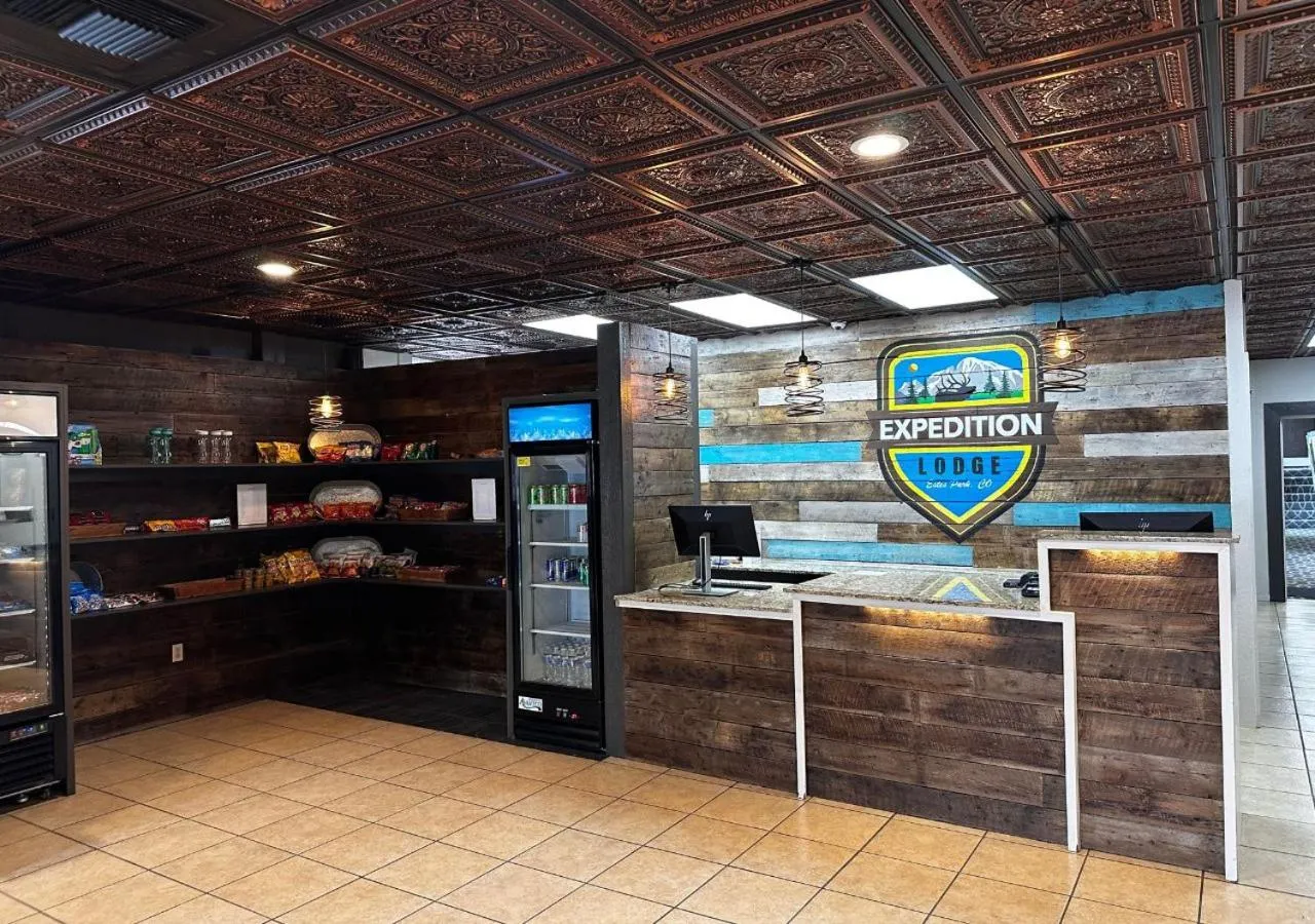 Area and facilities in Expedition Lodge Estes Park at Rocky Mtn National Park