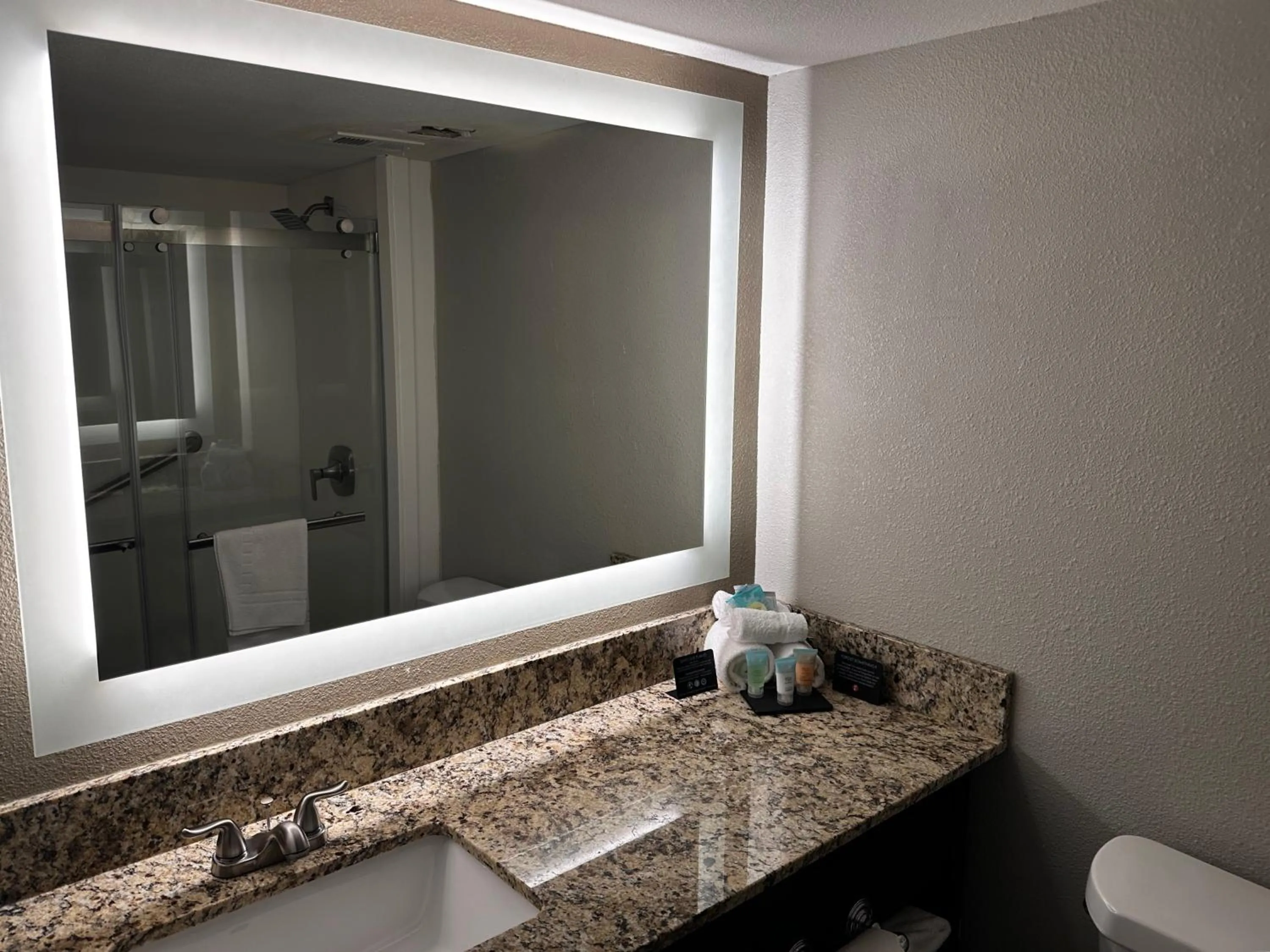 Bathroom in Expedition Lodge Estes Park at Rocky Mtn National Park