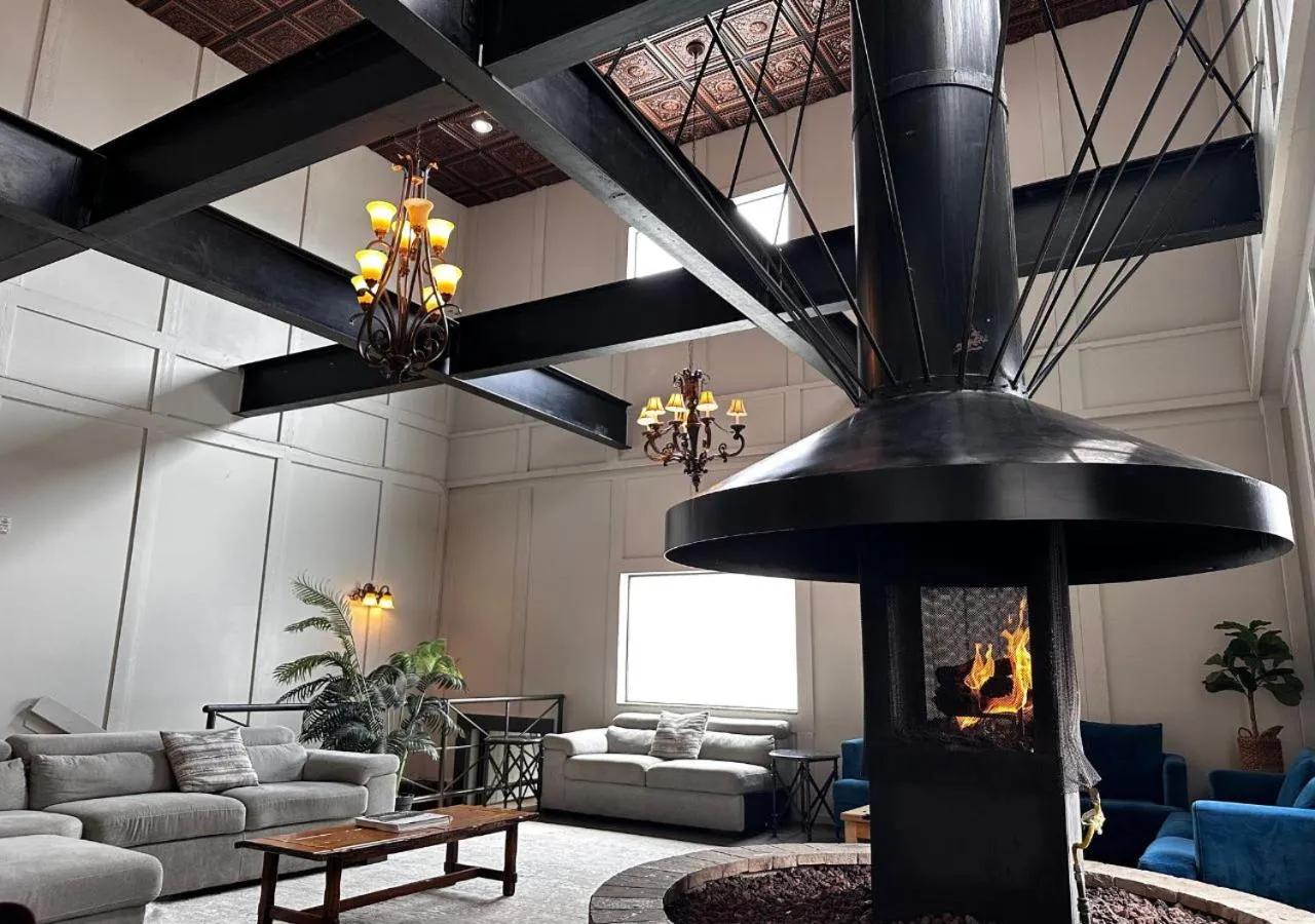 Lobby or reception in Expedition Lodge Estes Park at Rocky Mtn National Park