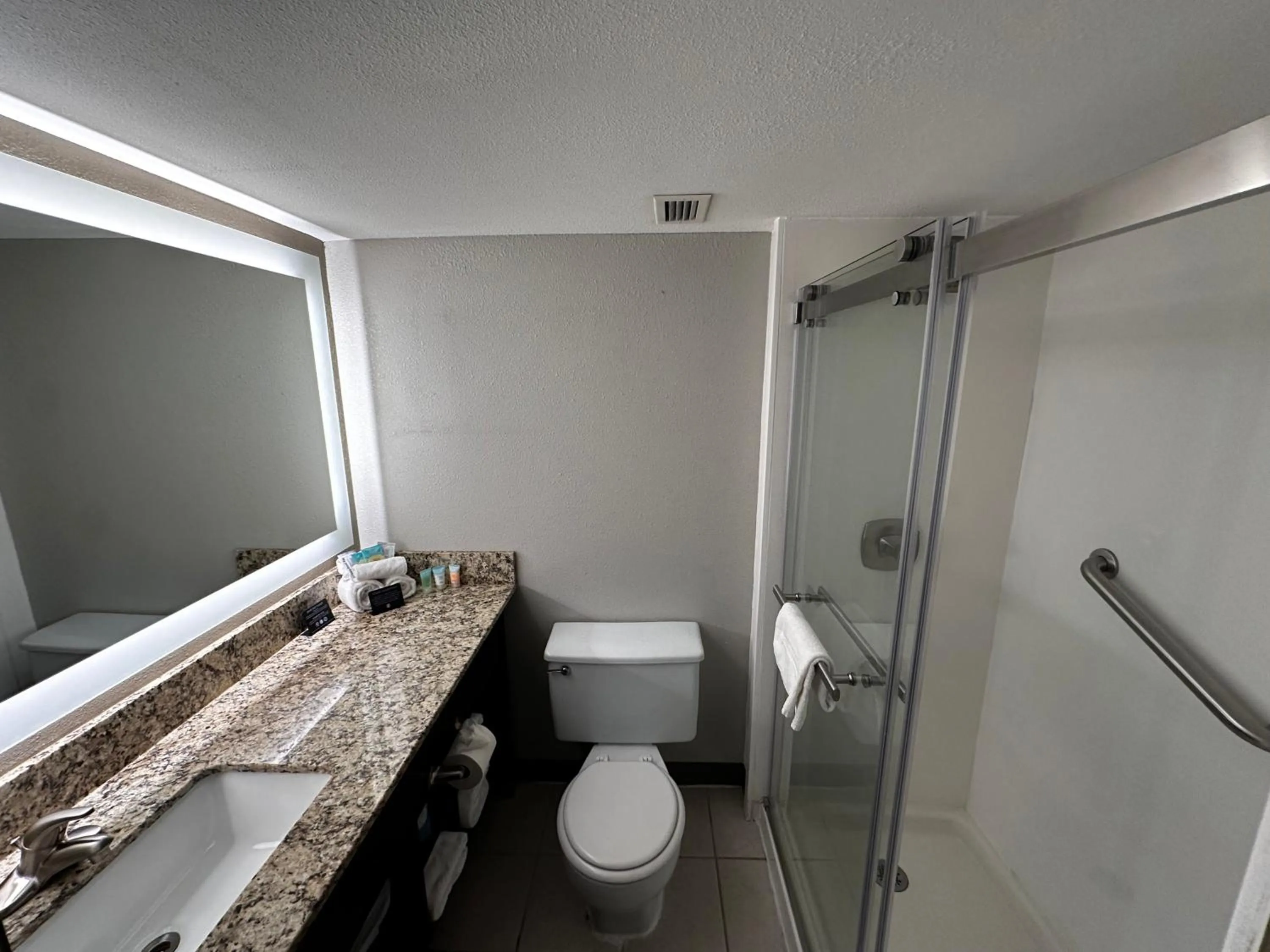 Bathroom in Expedition Lodge Estes Park at Rocky Mtn National Park