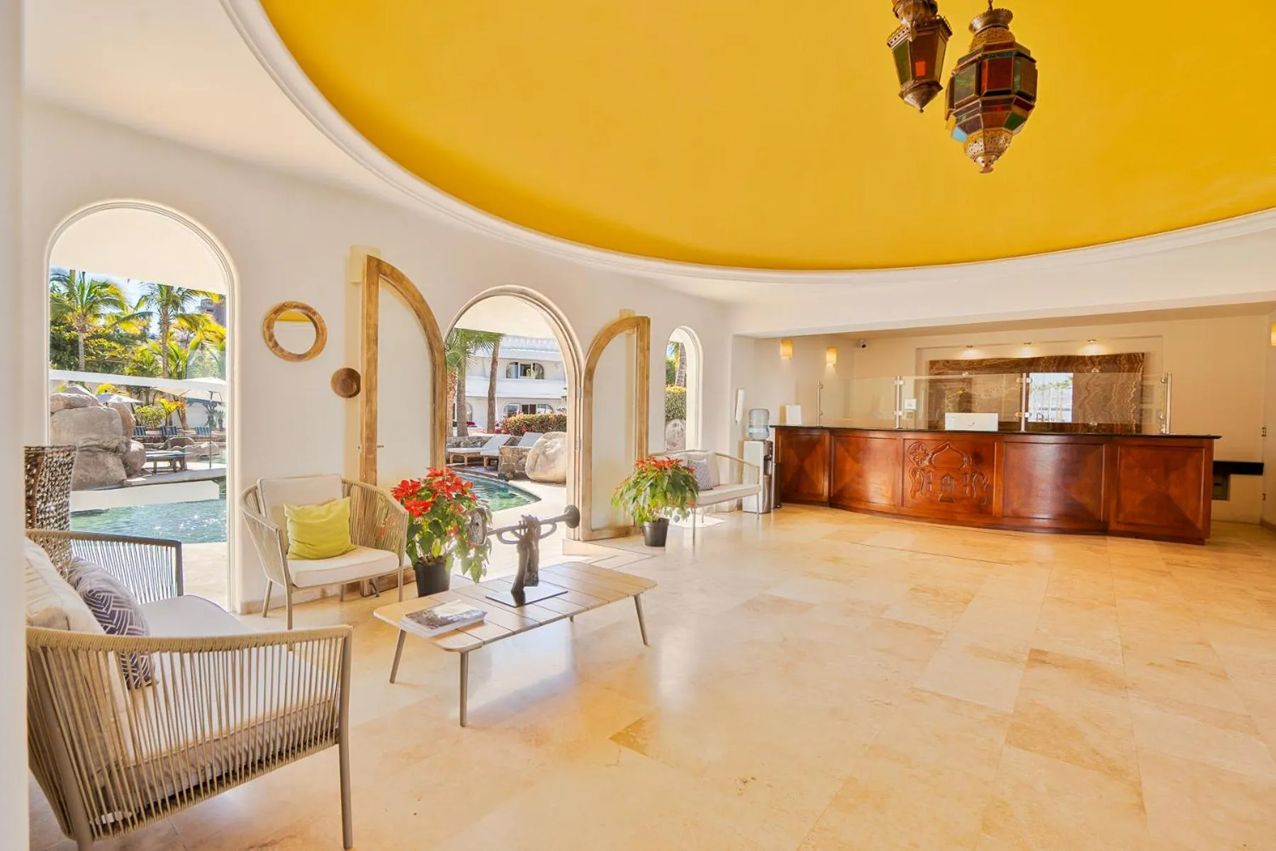 Lobby or reception in Hotel & Suites El Moro