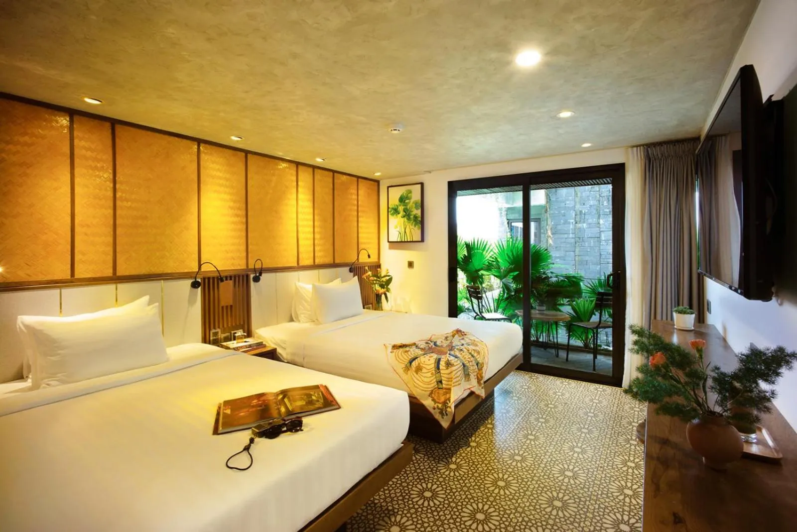 Photo of the whole room, Bed in LIVIE Da Nang Style