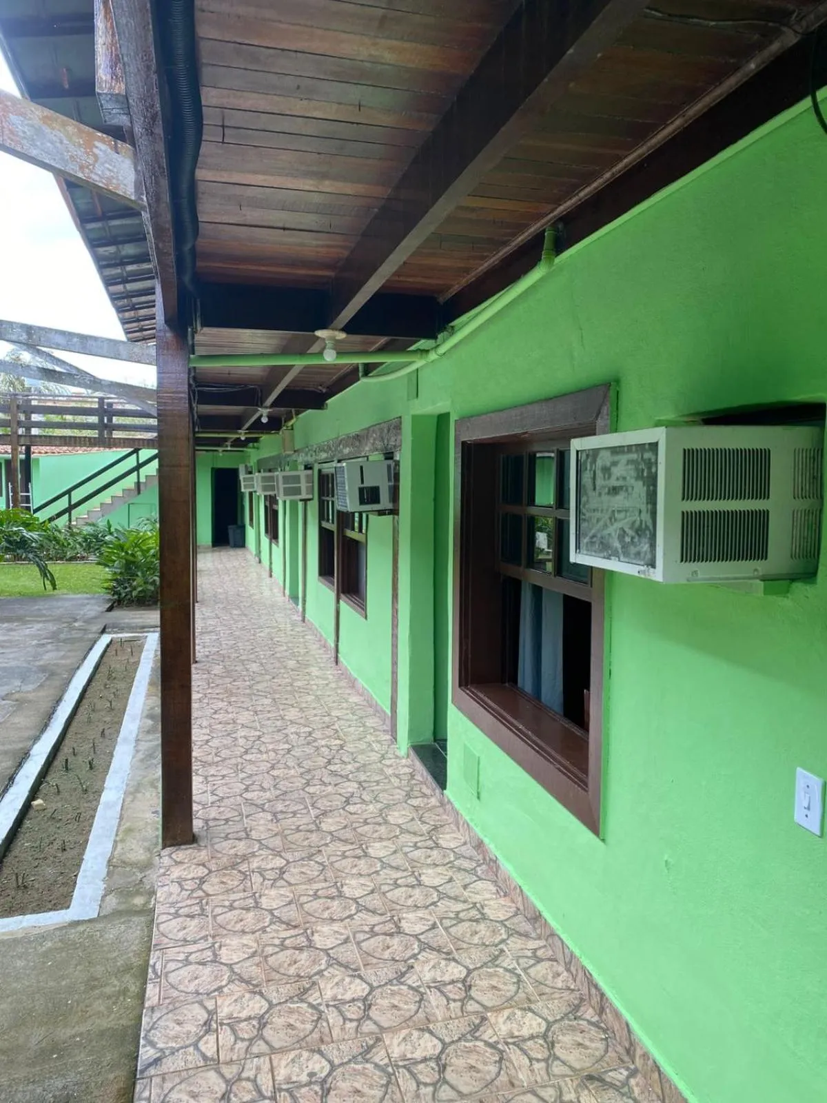 Pousada Ferradura Beach