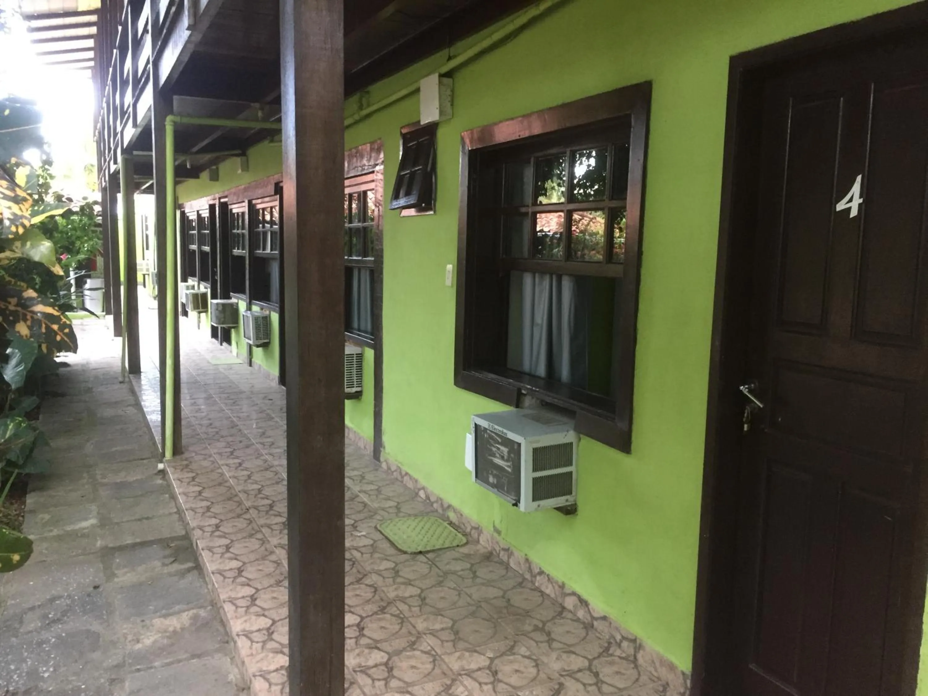 Property building in Pousada Ferradura Beach