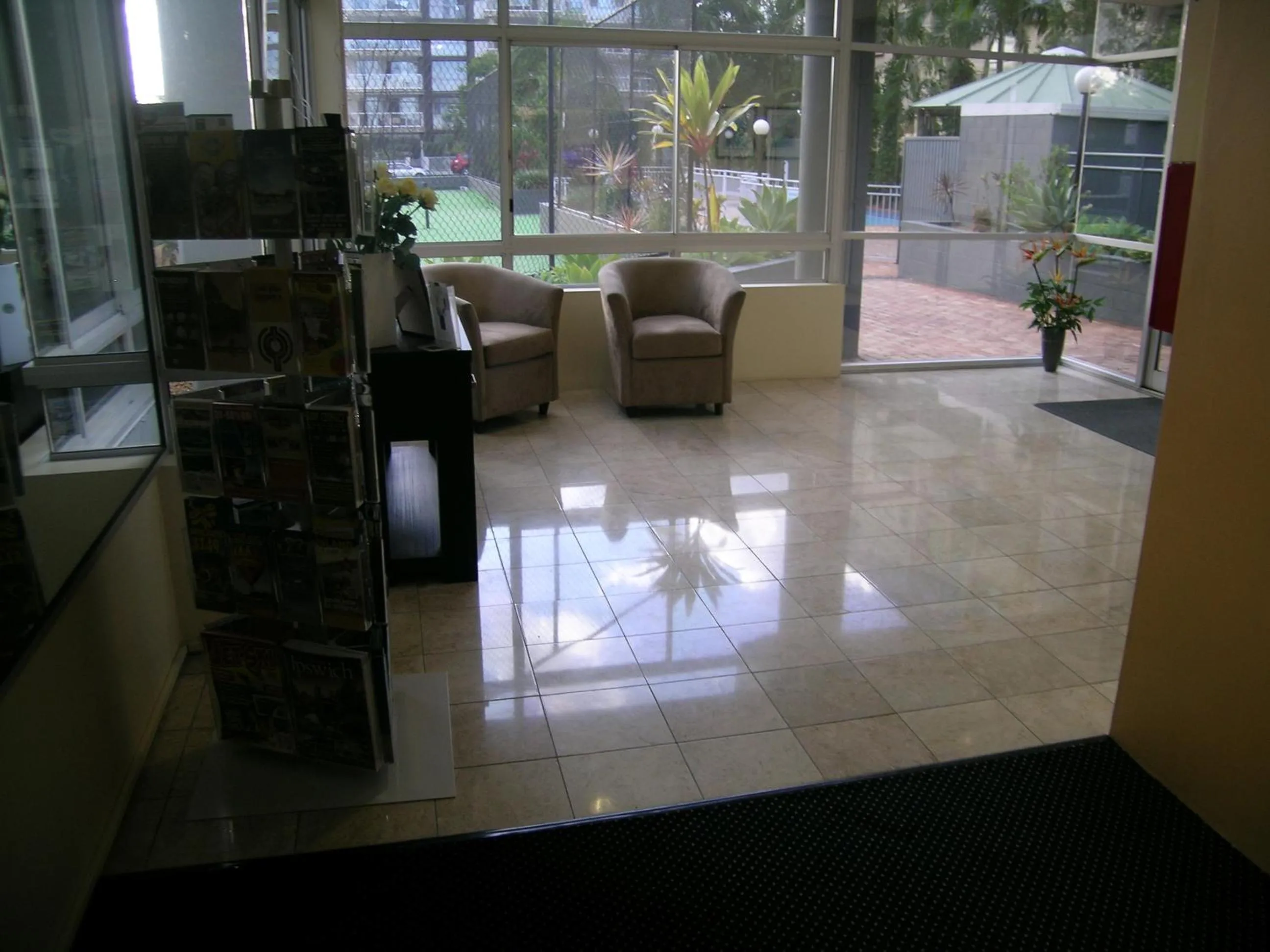 Day in Fairthorpe Apartments