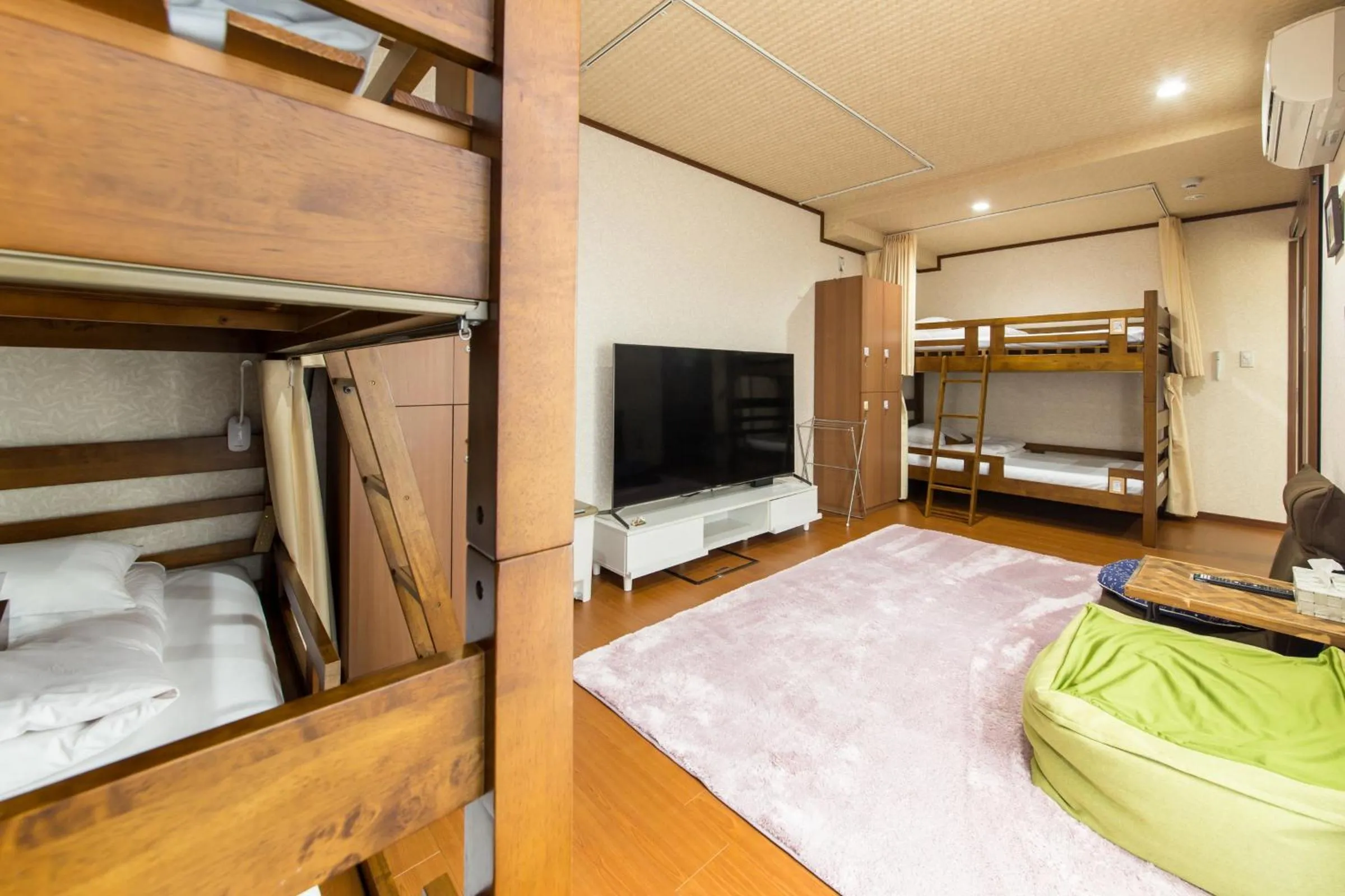 bunk bed, Bed in Woman Only Guesthouse Nanohana (Female only)