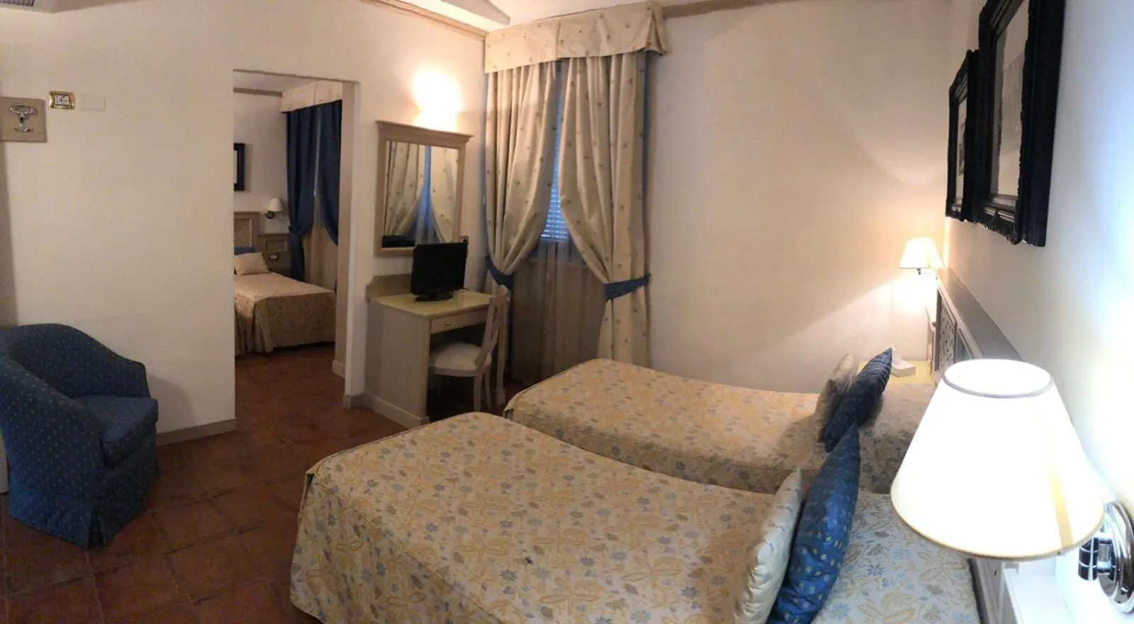 Bed in Hotel Quadrifoglio by Mancini