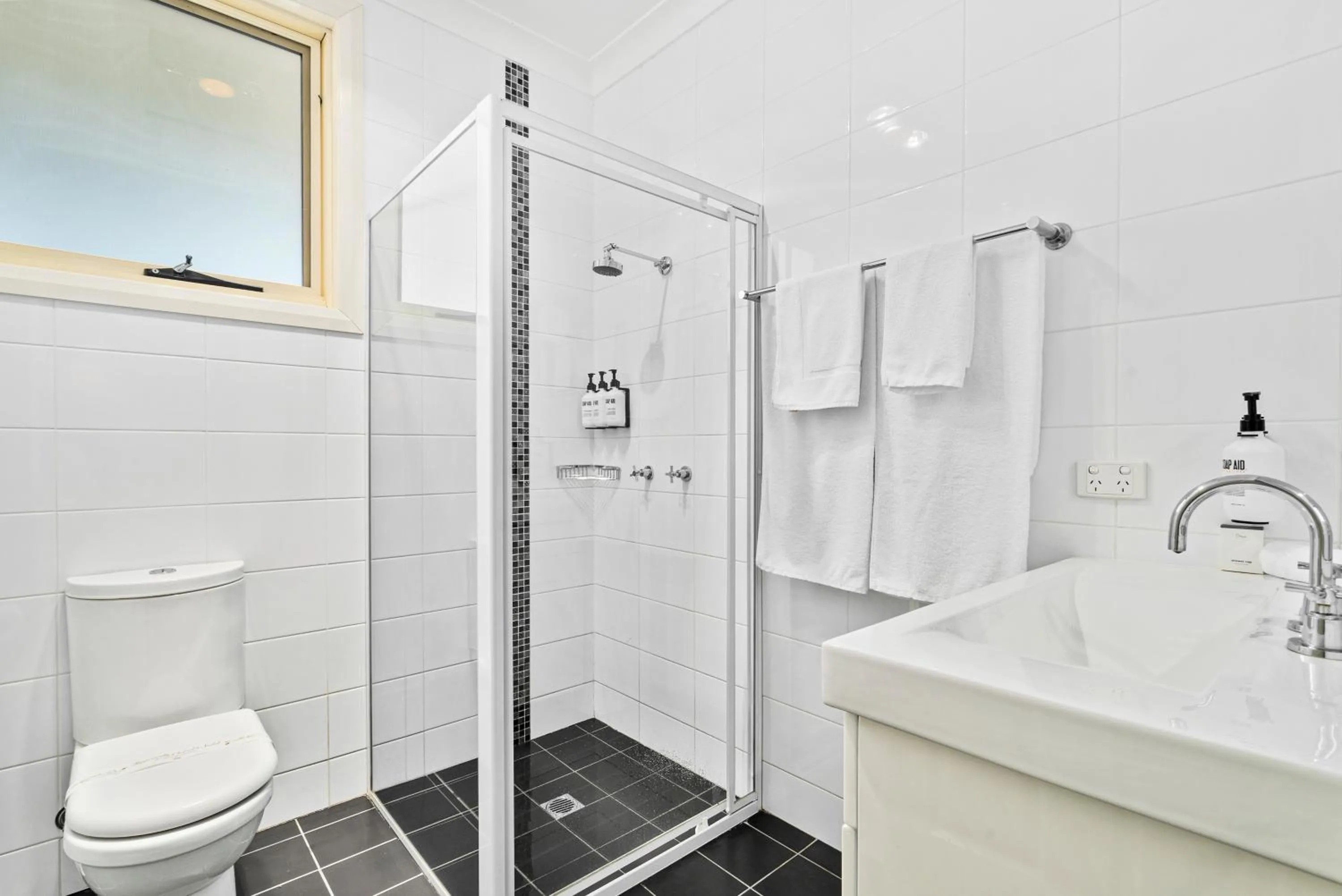 Bathroom in Comfort Inn Bishops Lodge