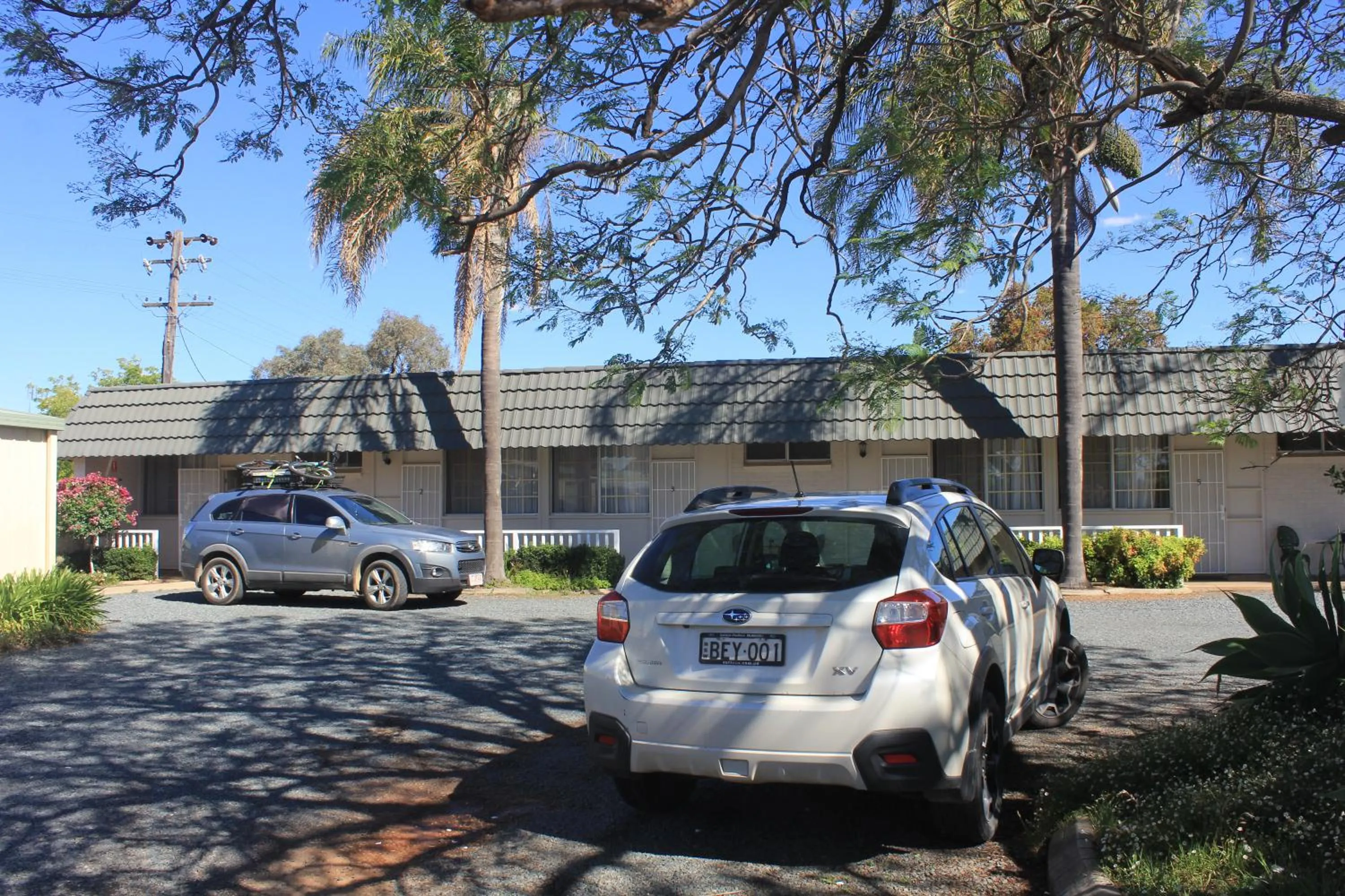 Property building in Aromet Motor Inn