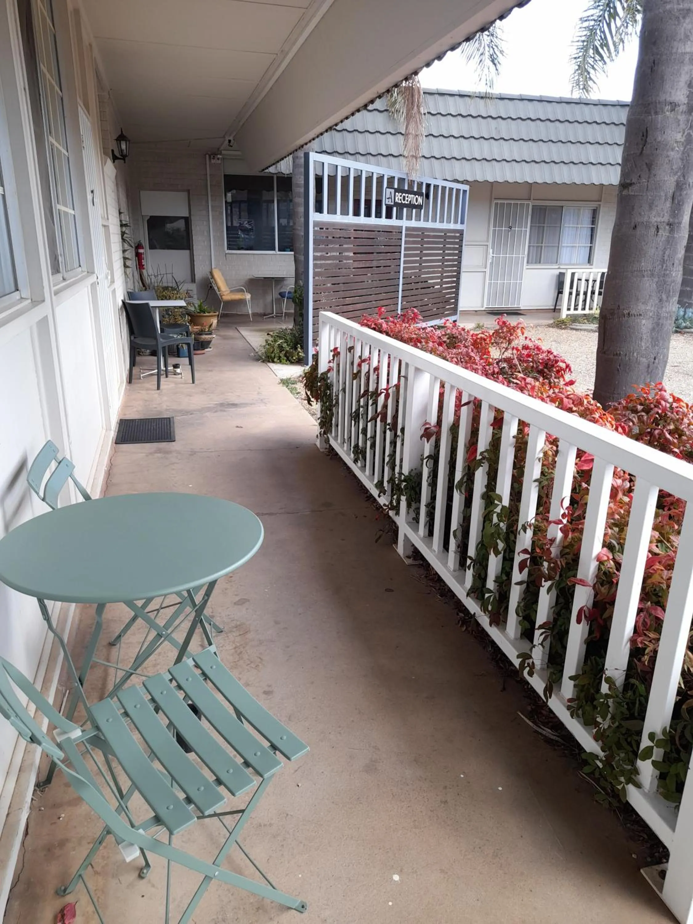 Property building in Aromet Motor Inn