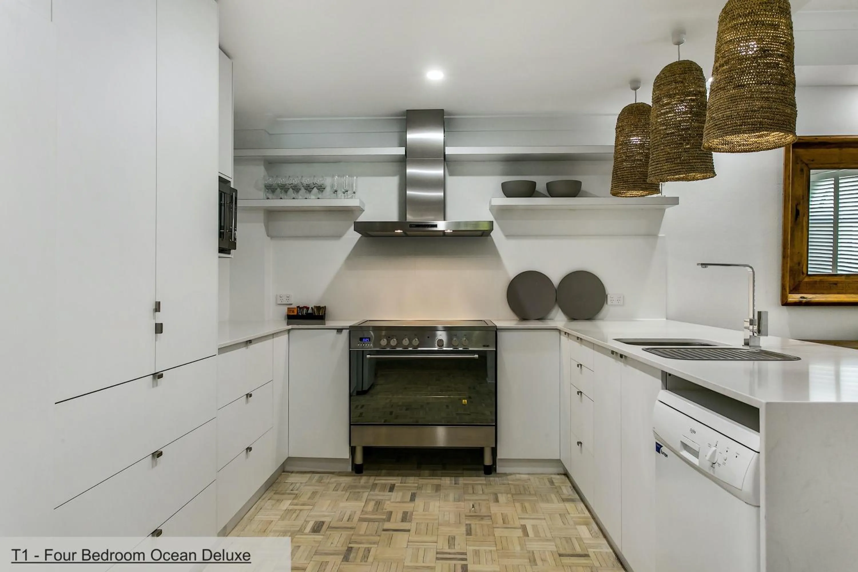 The Terraces Main Beach