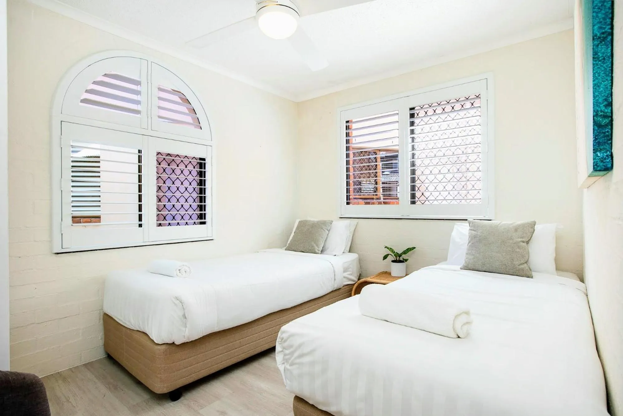 Bed in The Terraces Main Beach