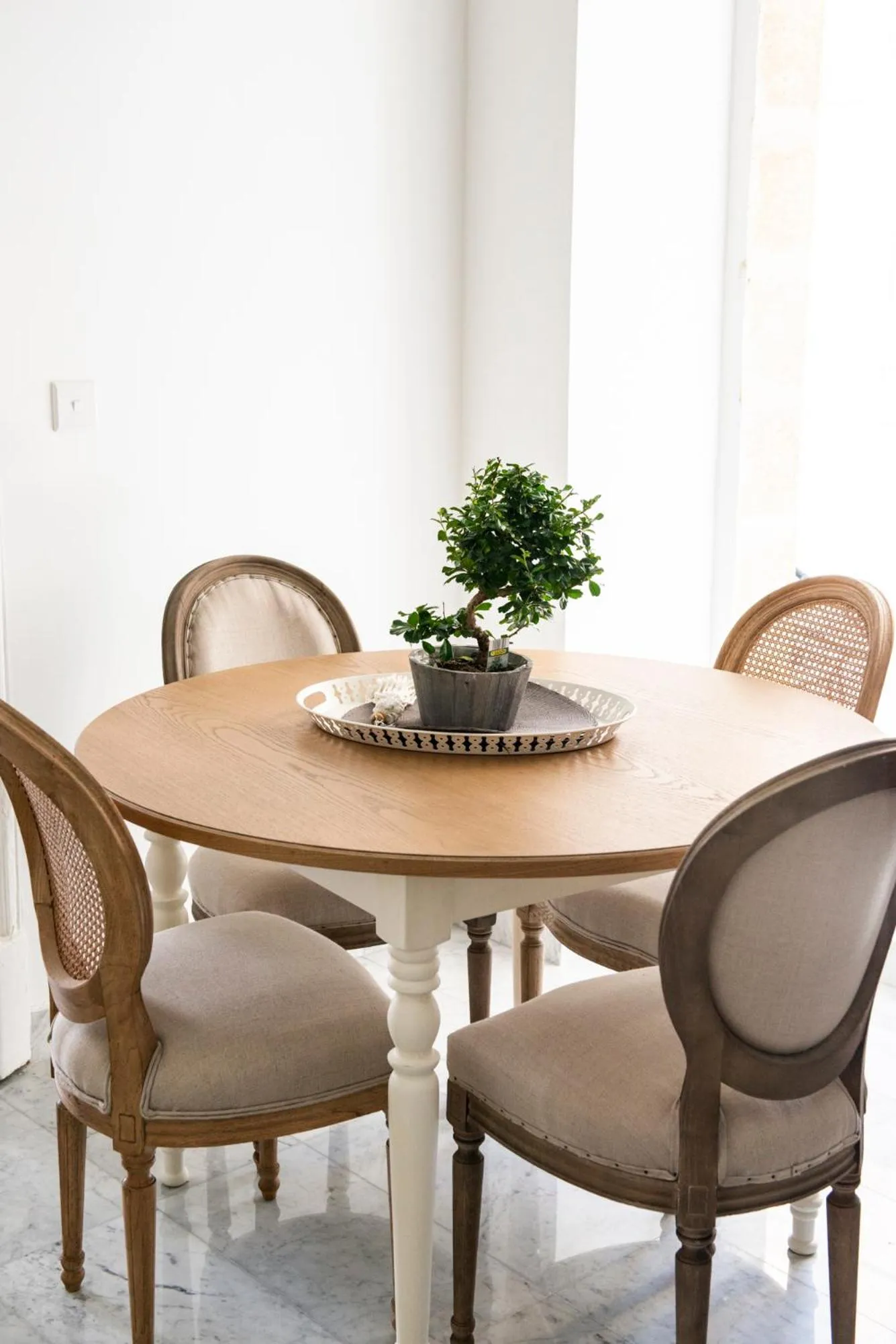 Dining area in Carmelita Valletta