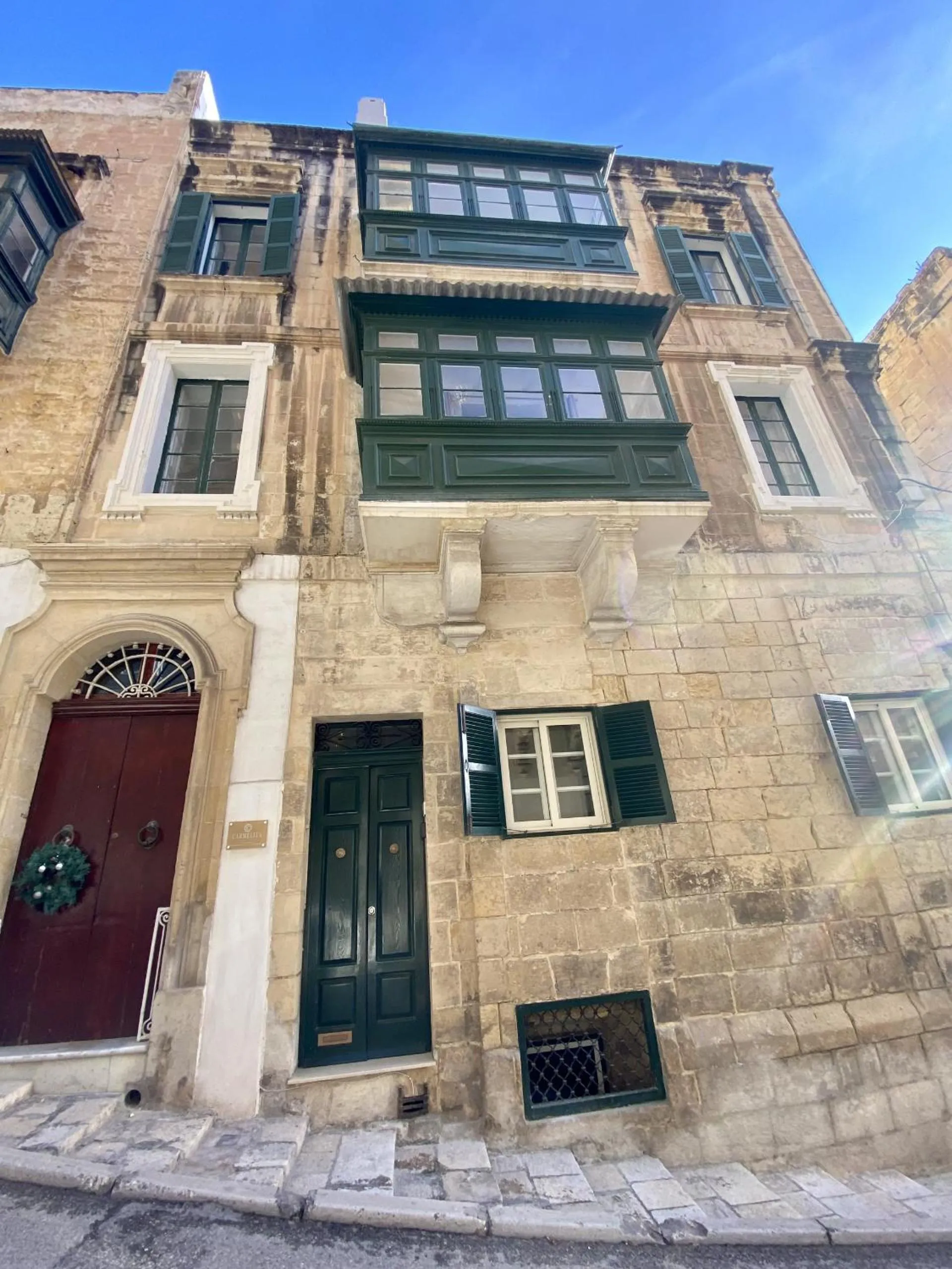 Property building in Carmelita Valletta