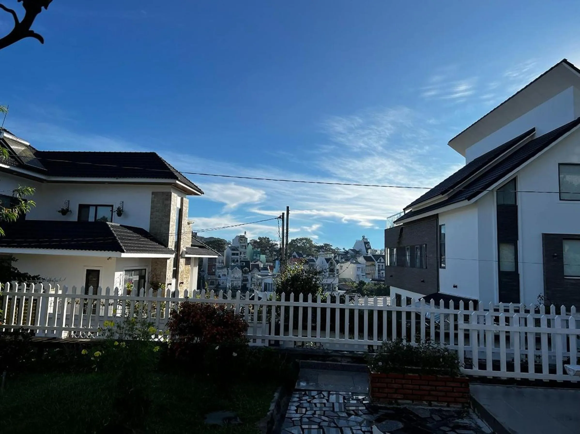 Property building in The Hobbit Bungalow