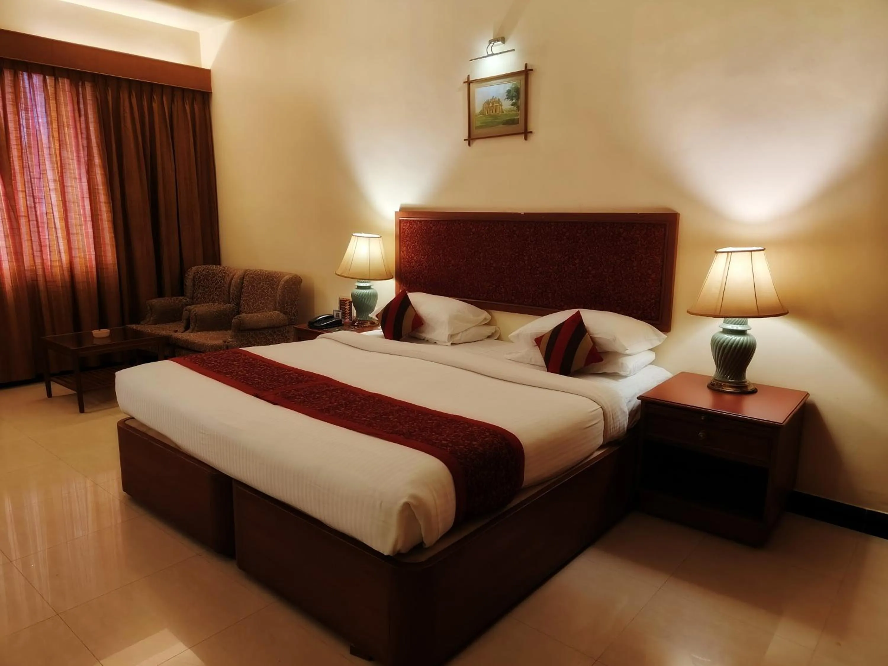 Photo of the whole room, Bed in Malligi,Hampi