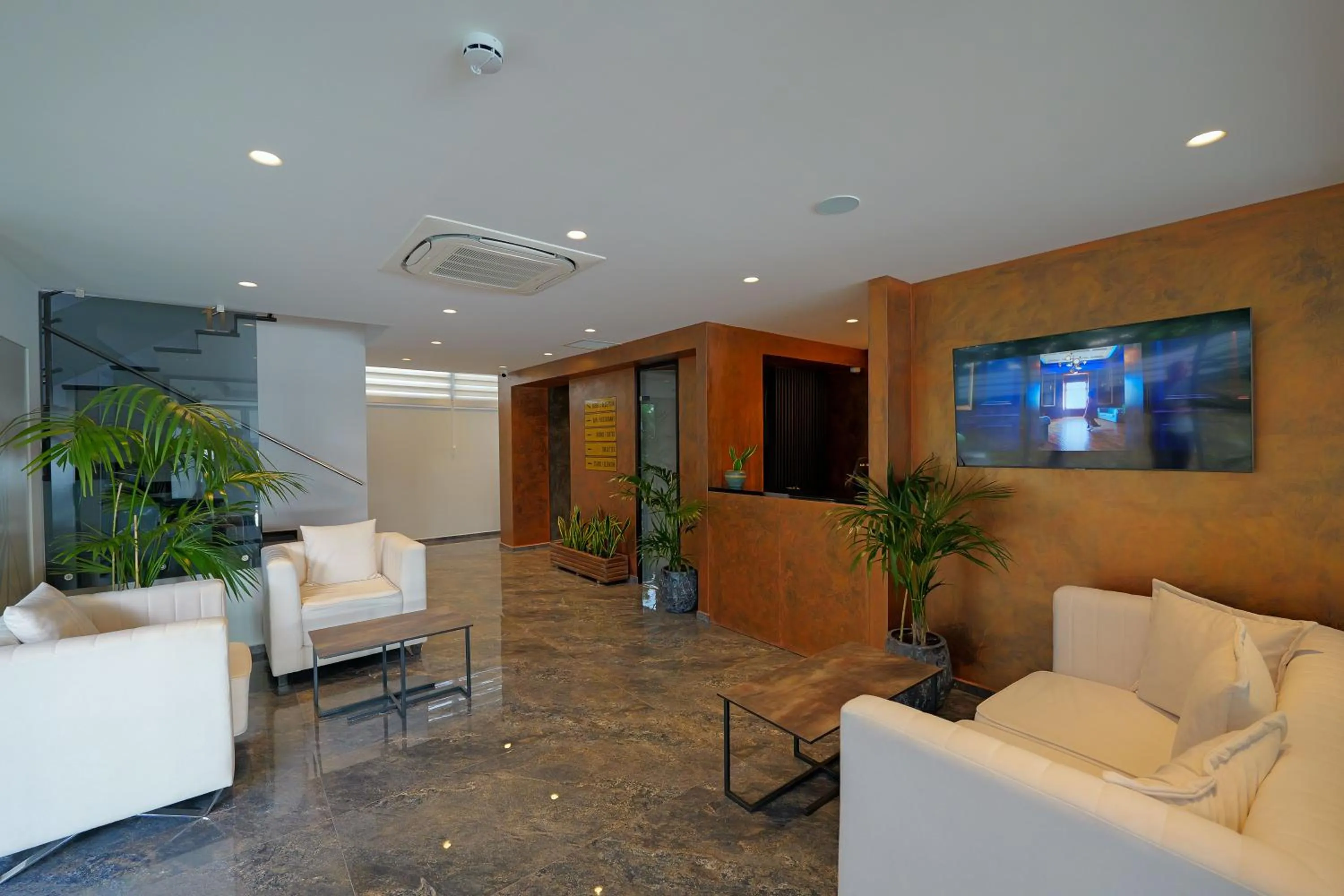 Seating area in Hotel Teuta