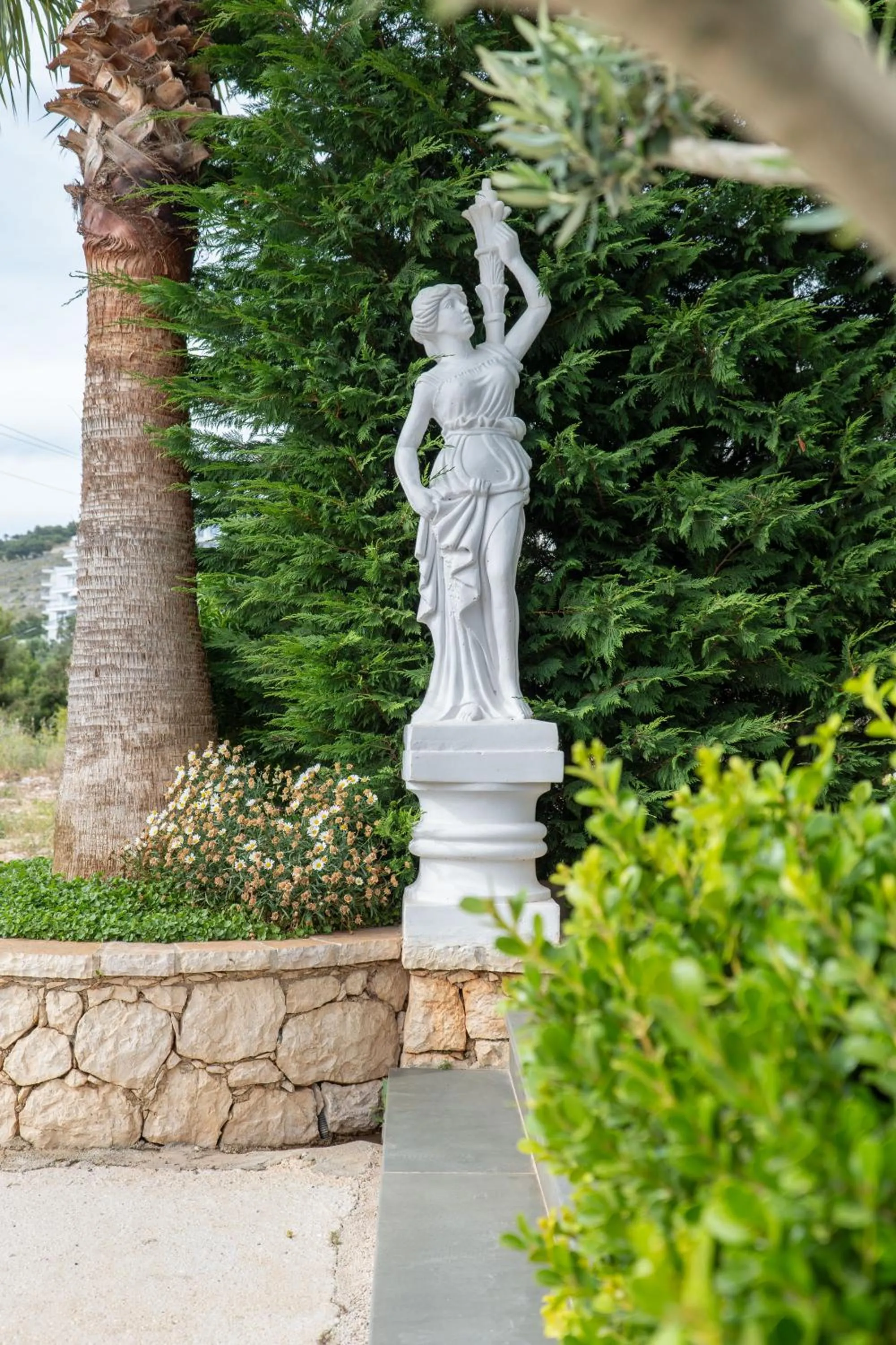 Garden view in Hotel Teuta