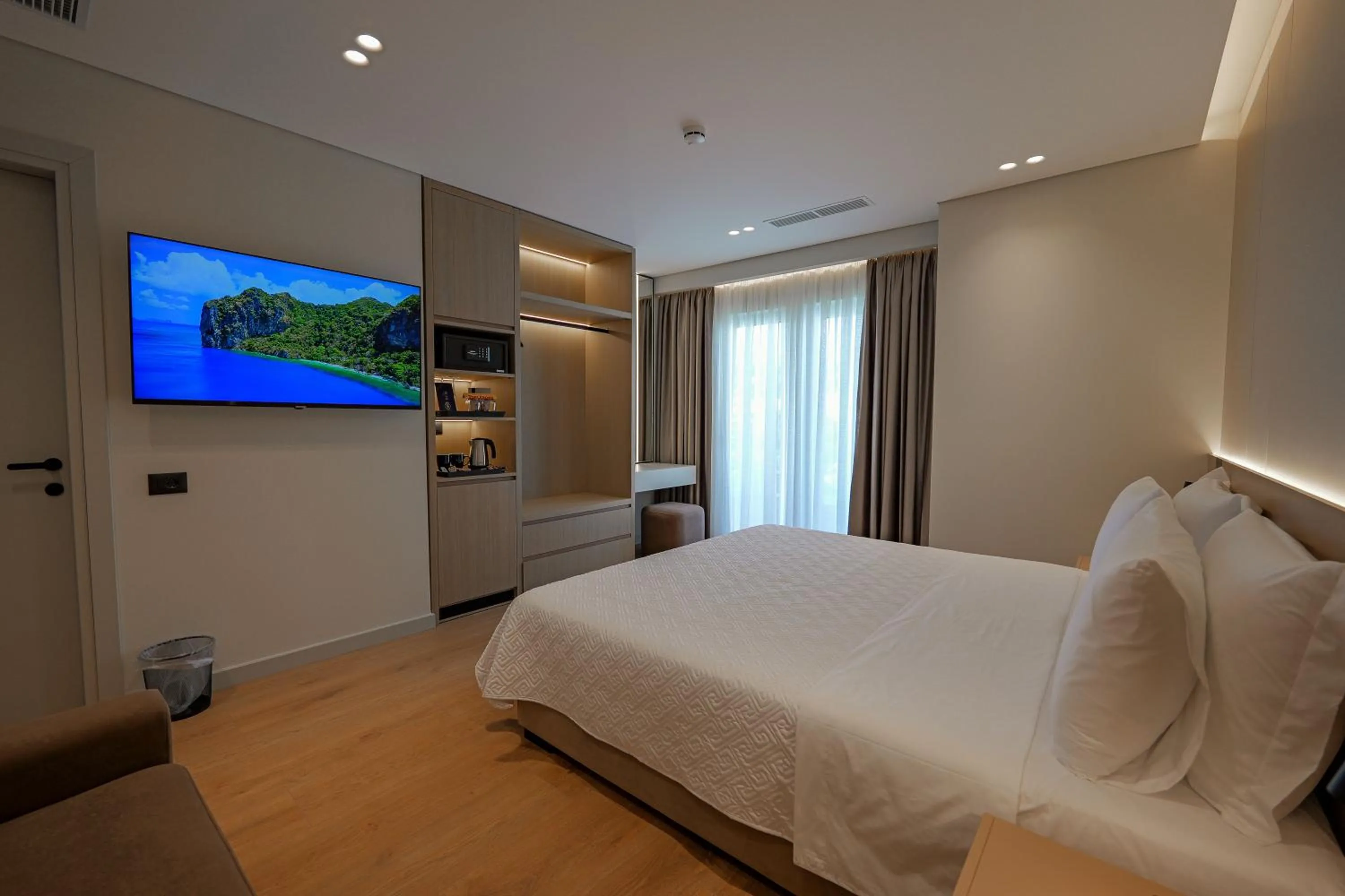 Photo of the whole room, Bed in Hotel Teuta