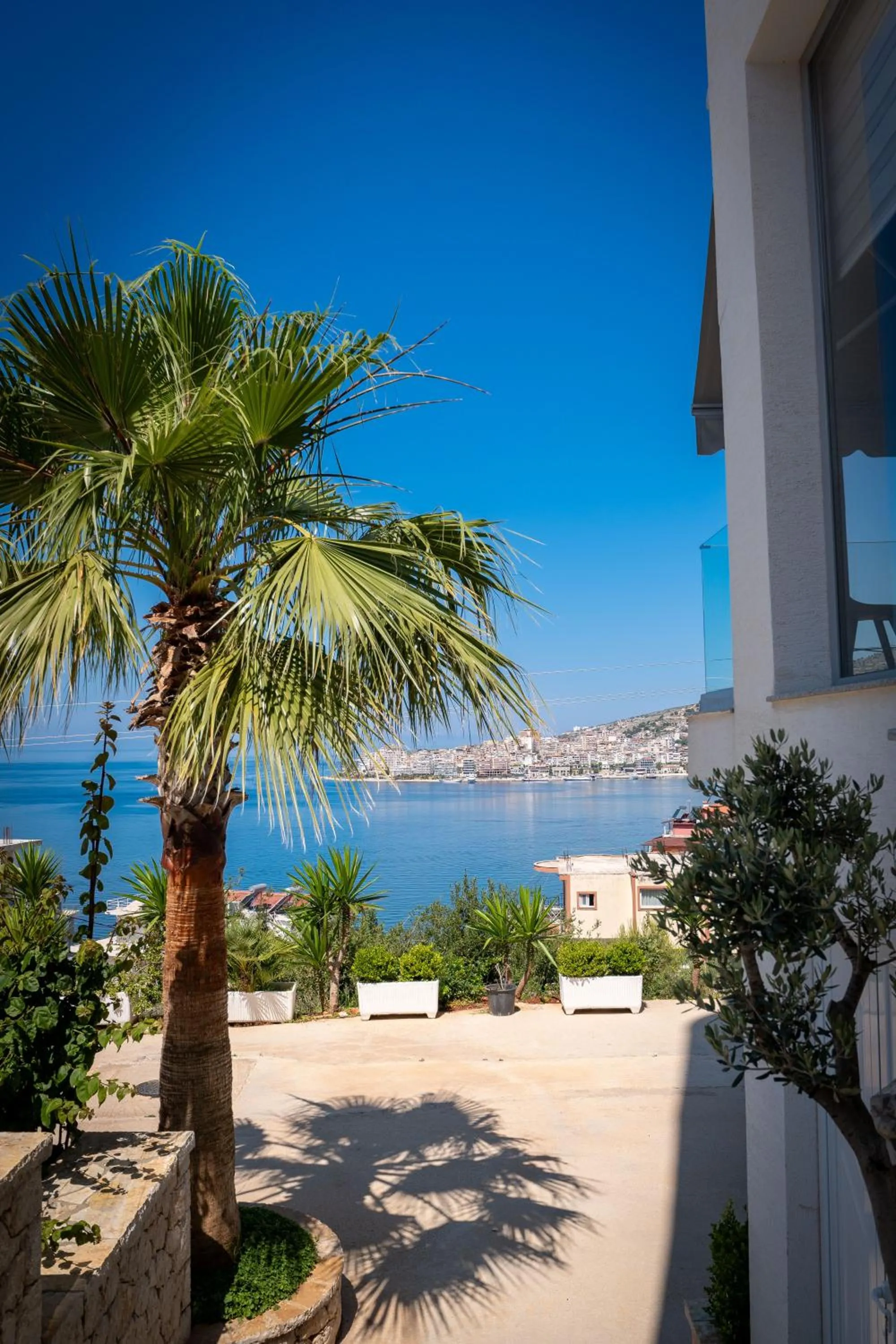 Seating area in Hotel Teuta