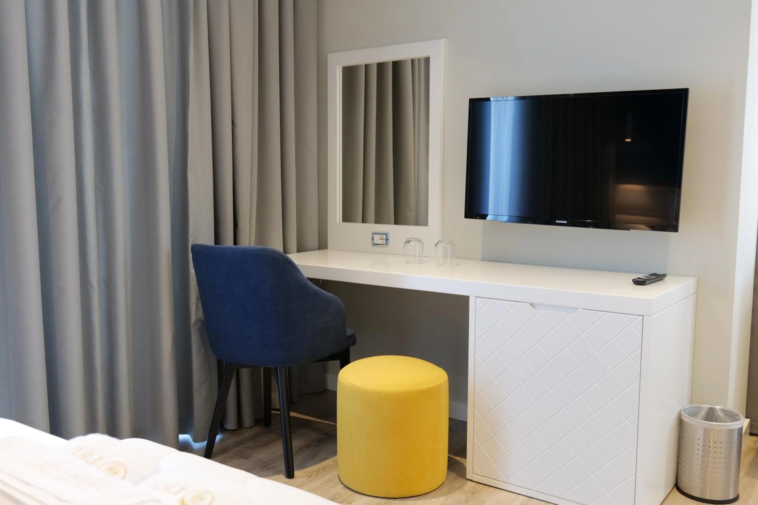 Seating area in Hotel Teuta