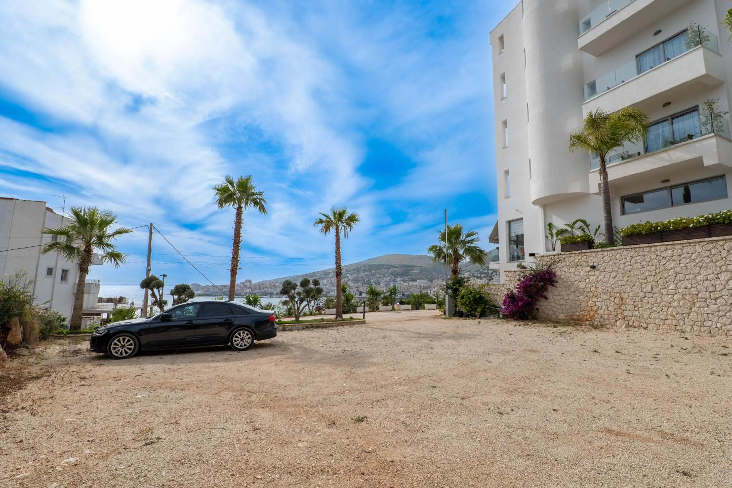 Parking in Hotel Teuta