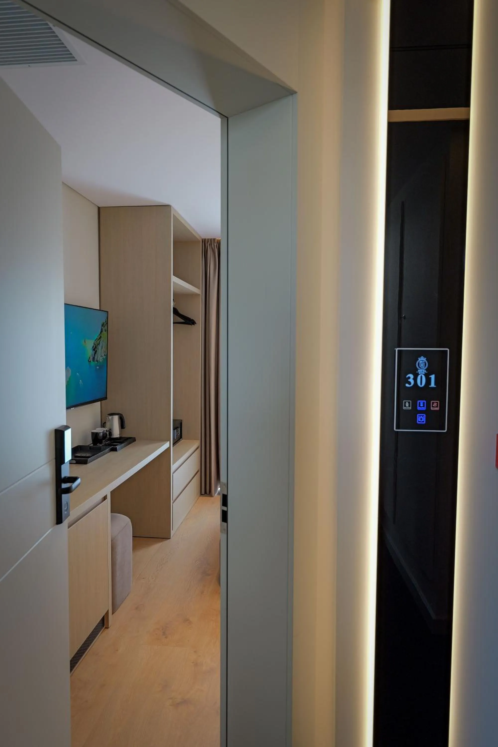 TV and multimedia in Hotel Teuta